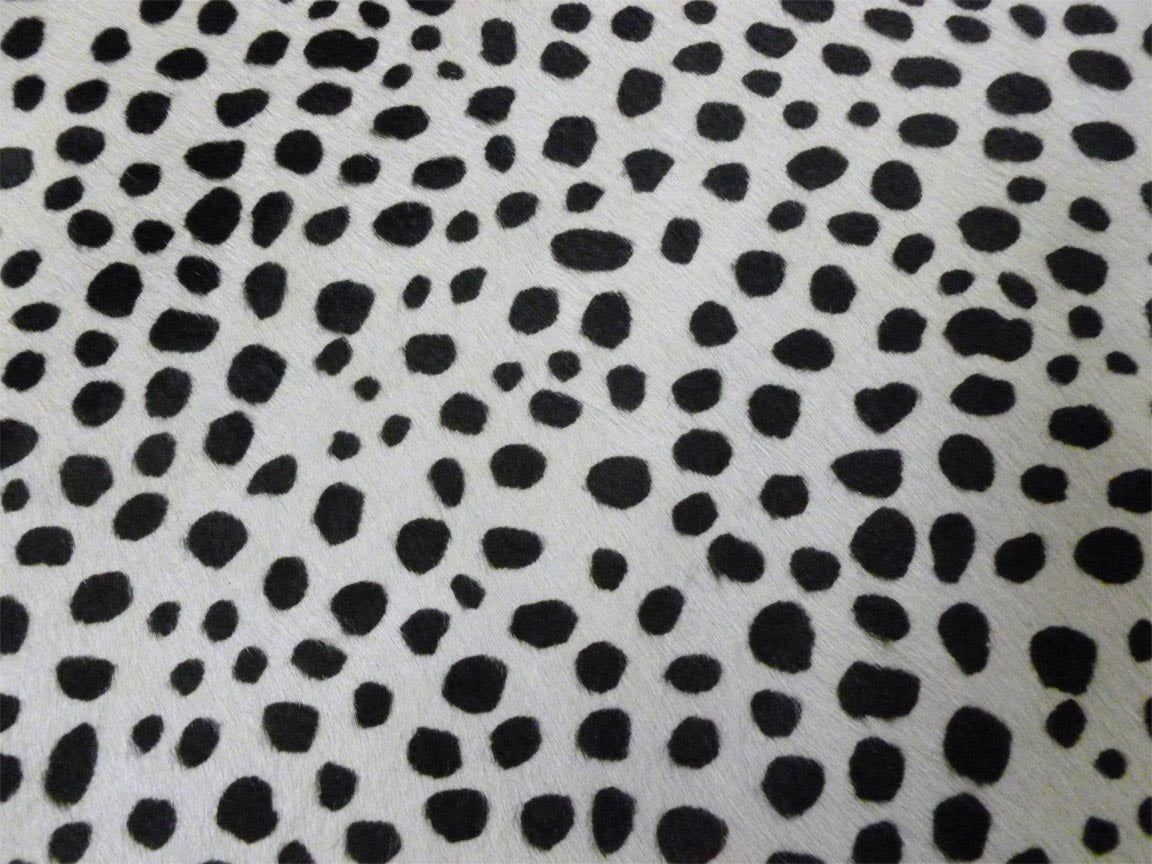 6 Ft Black And White Cheetah Stenciled Cowhide Rug