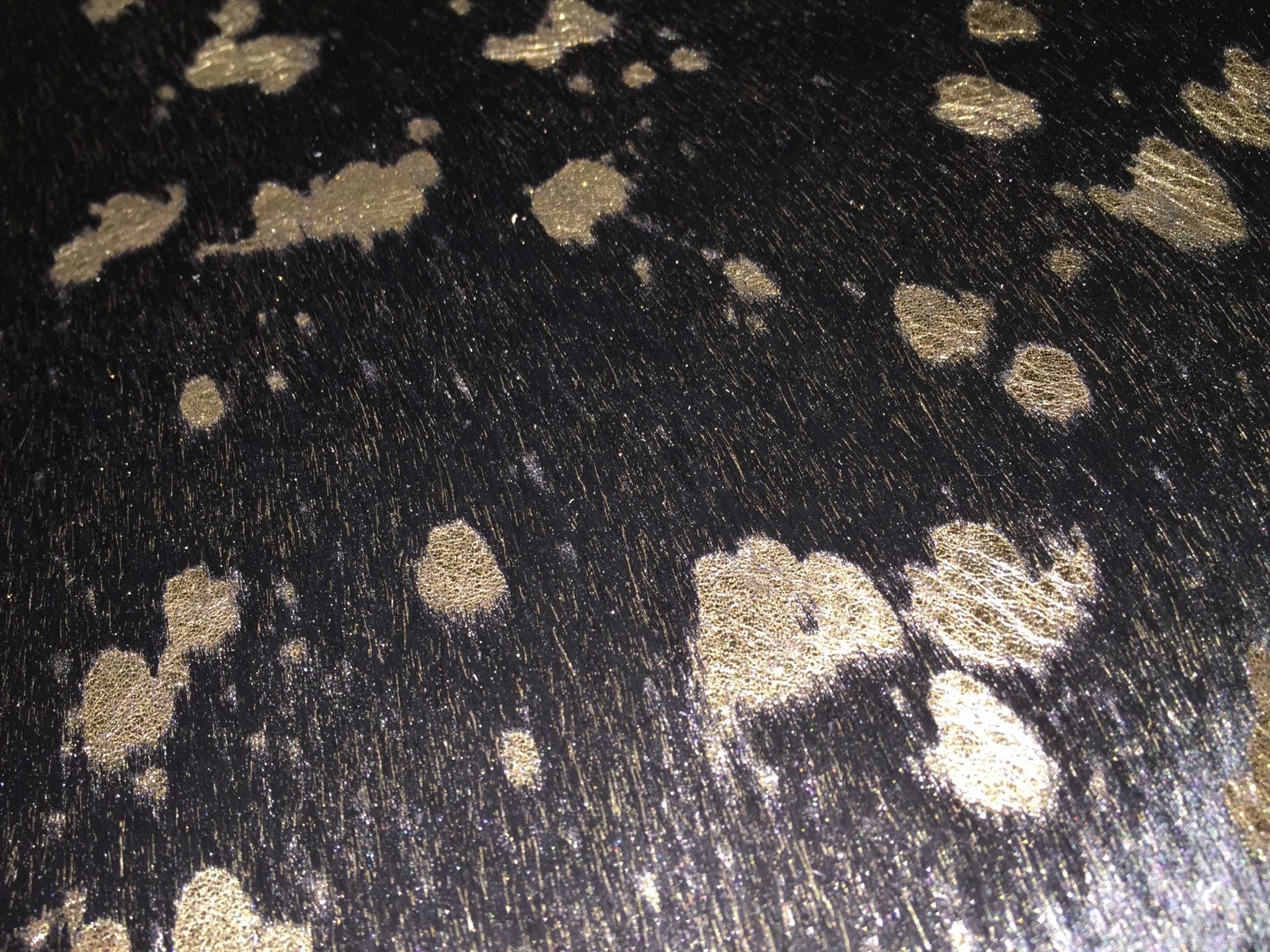 6 Ft Gold Devore On Black Stenciled Cowhide Rug