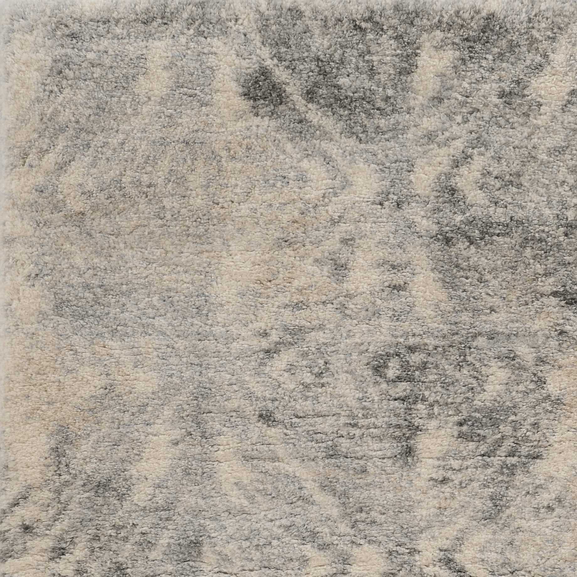 7' X 9' Polypropylene Ivory Or Grey Area Rug
