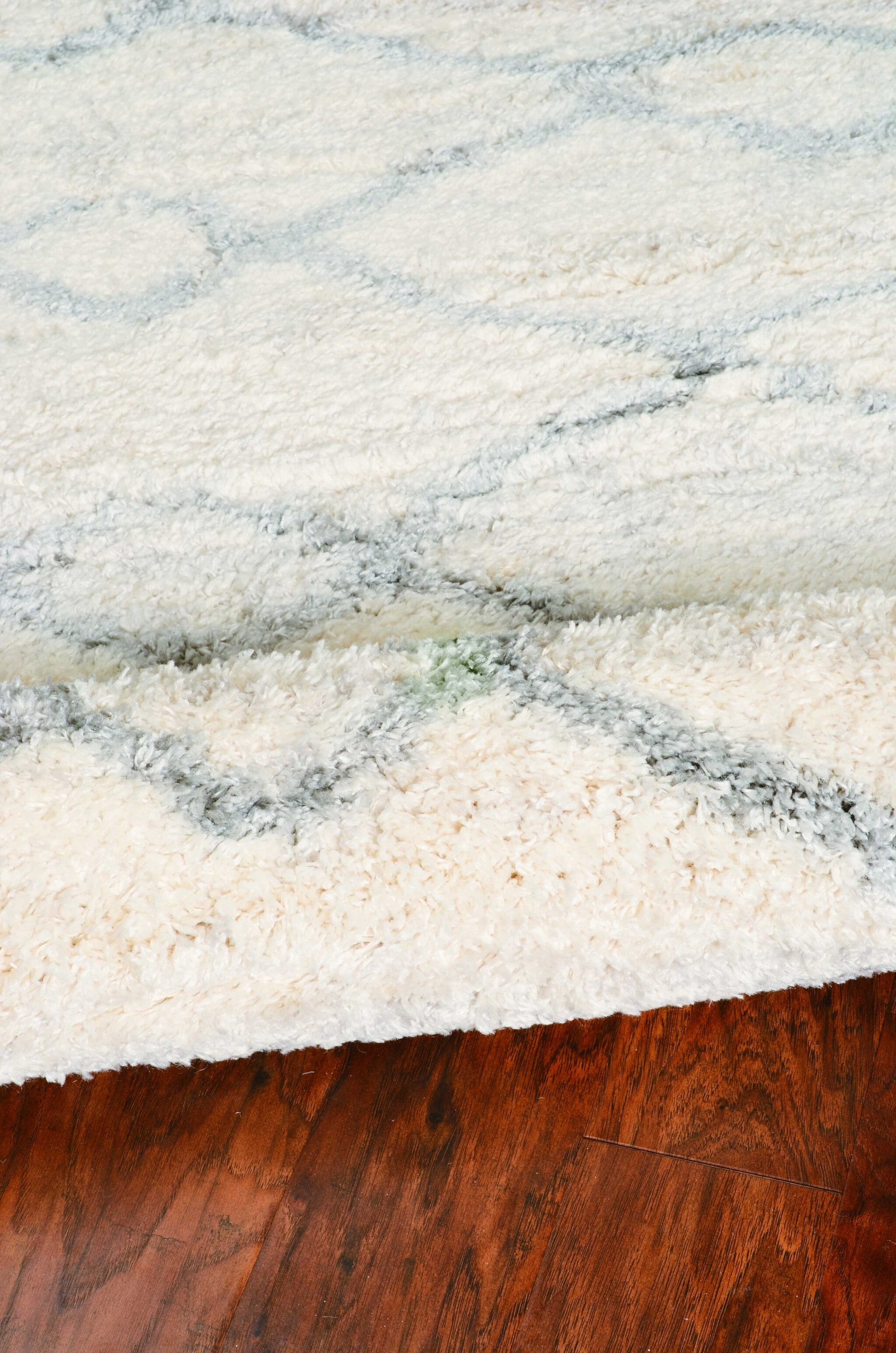 9'X13' Ivory Grey Machine Woven Chain Link Indoor Area Rug