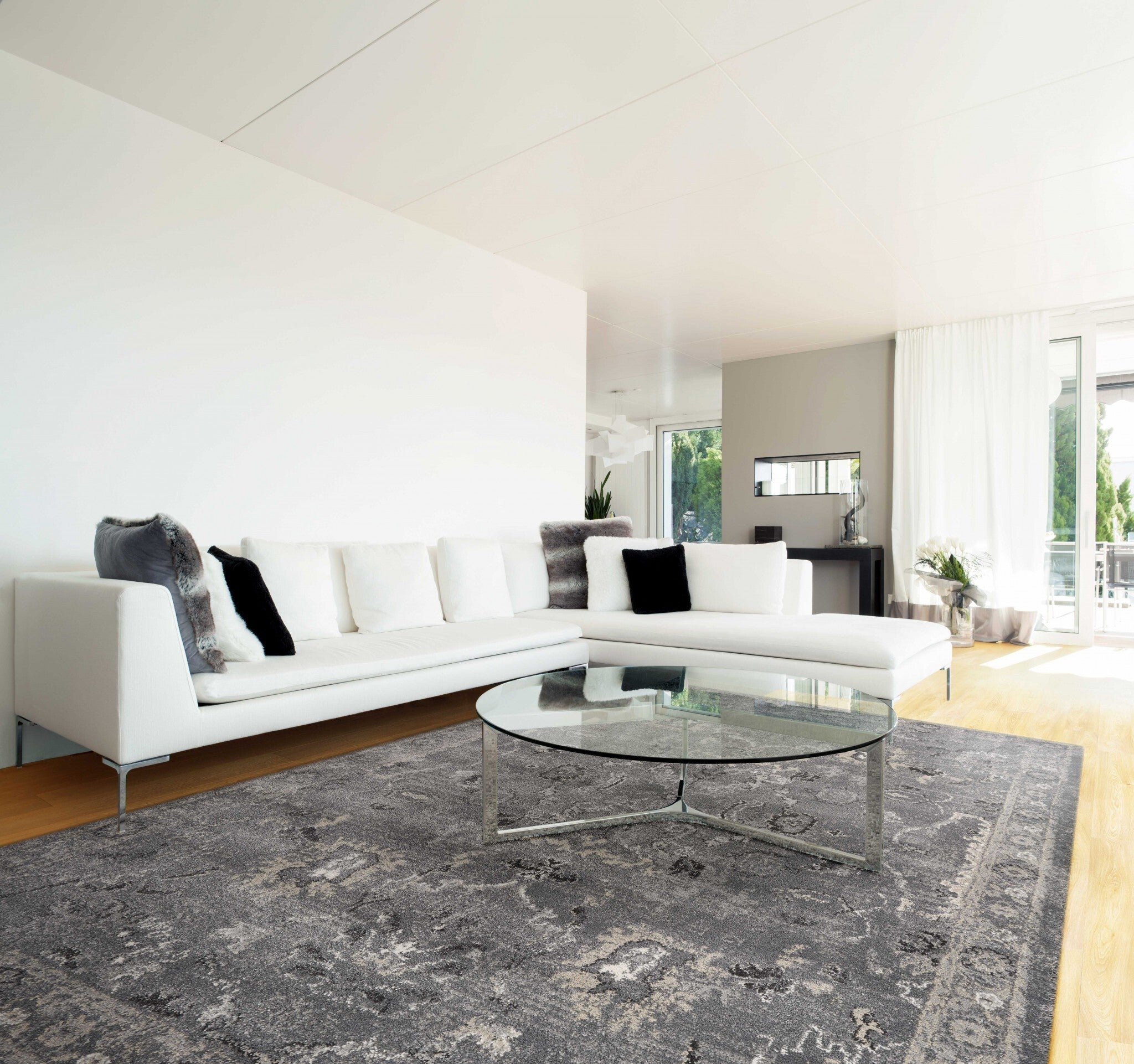 8' X 13' Polypropylene Grey Area Rug