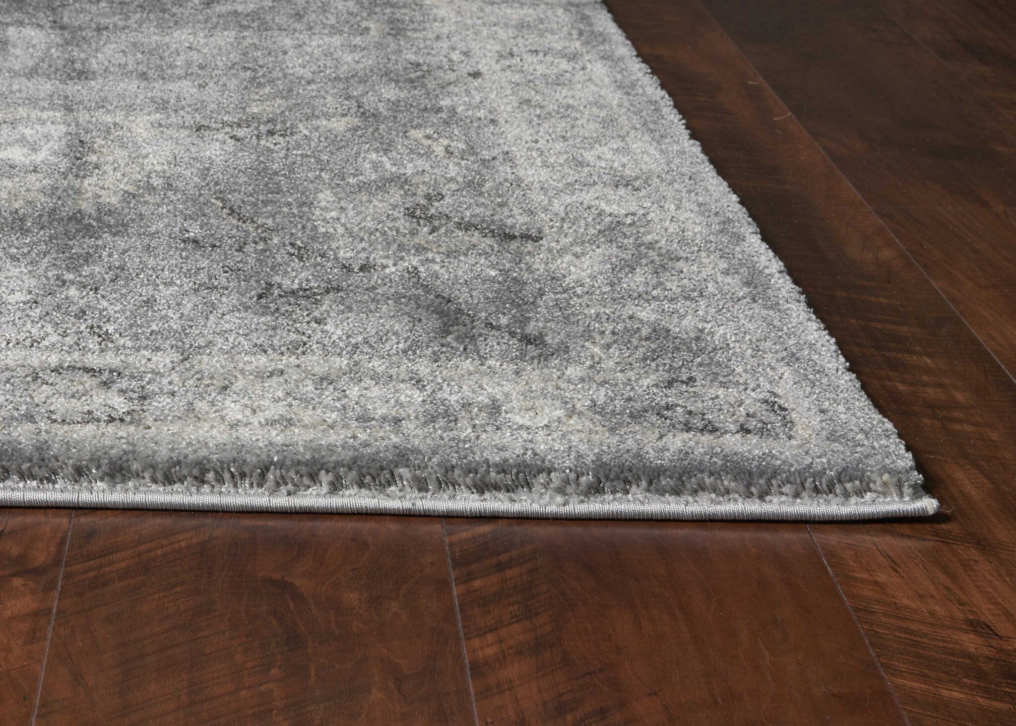 8' X 13' Polypropylene Grey Area Rug