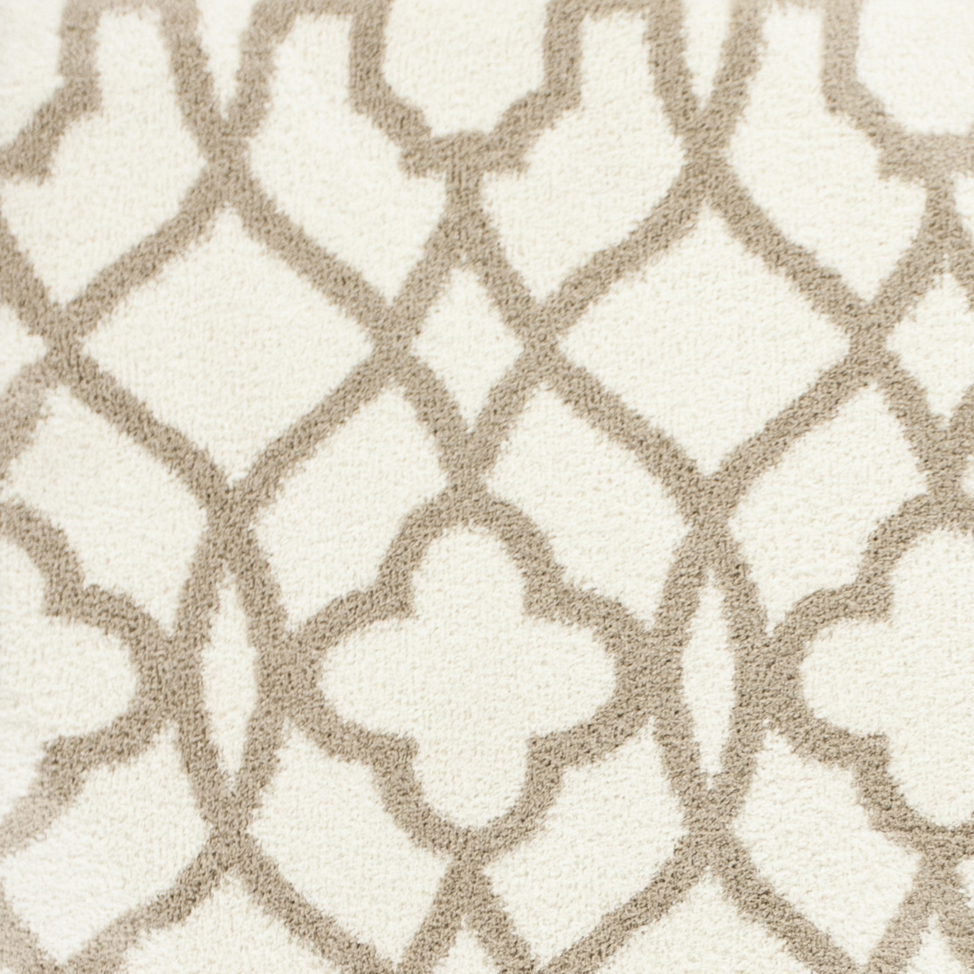 5' X 8' Ivory Or Beige Geometric Trellis Microfiber Indoor Area Rug