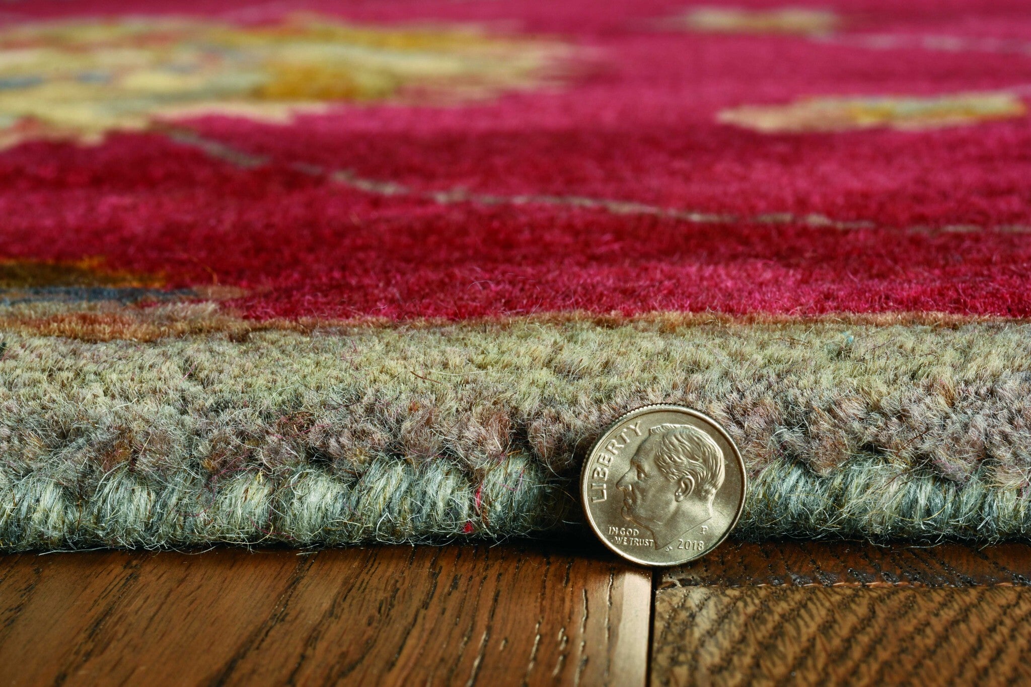 5'X8' Red Hand Tufted Traditional Floral Indoor Area Rug