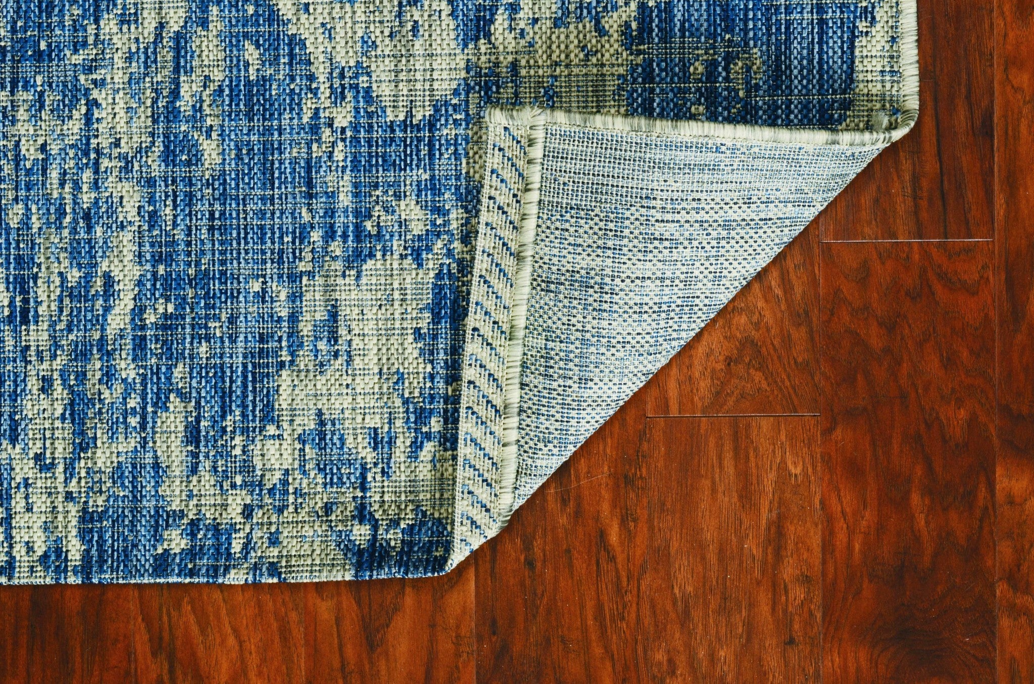 3' X 4' Uv Treated Polypropylene Grey Or Denim Area Rug