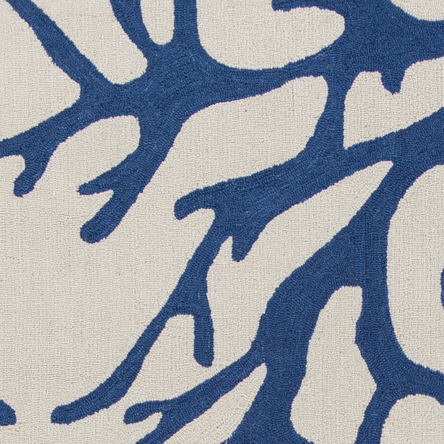2' X 4' Polyester Ivory Or Blue Area Rug