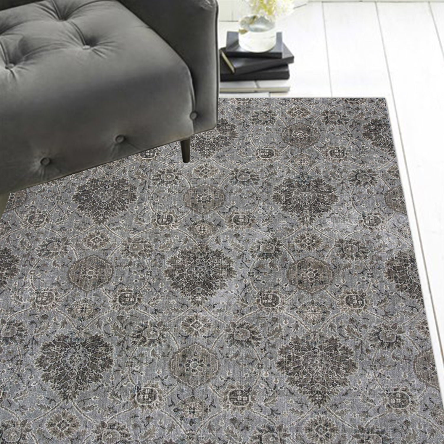 2'X4' Silver Machine Woven Floral Traditional Allover Indoor Accent Rug