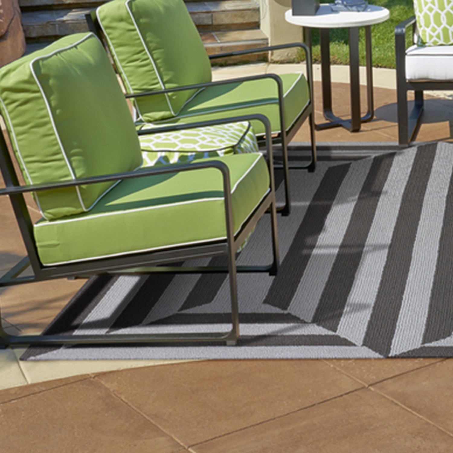 7' Square Uv Treated Polypropylene Charcoal Area Rug