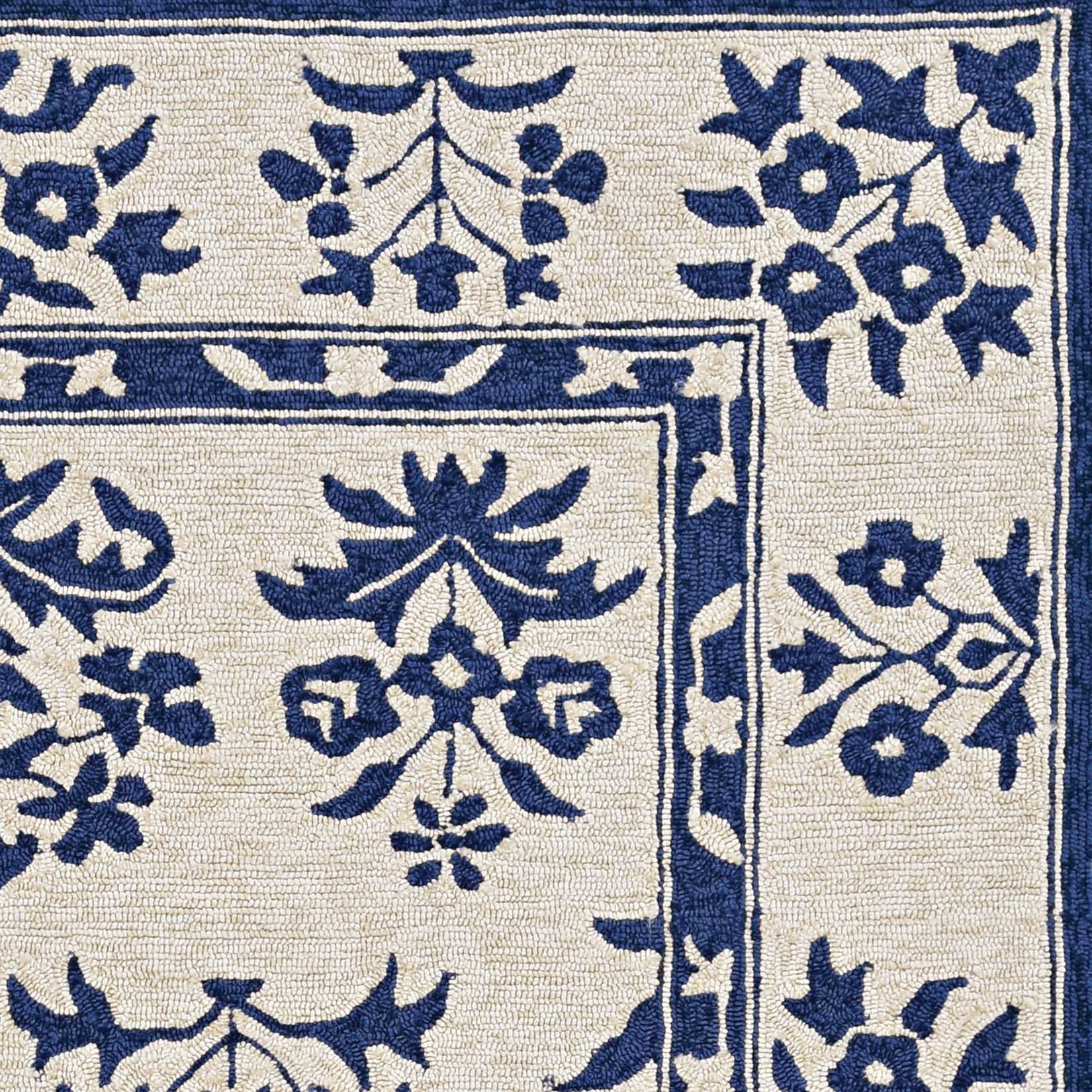 90 X 90 Sand Or Blue Polypropylene Rug