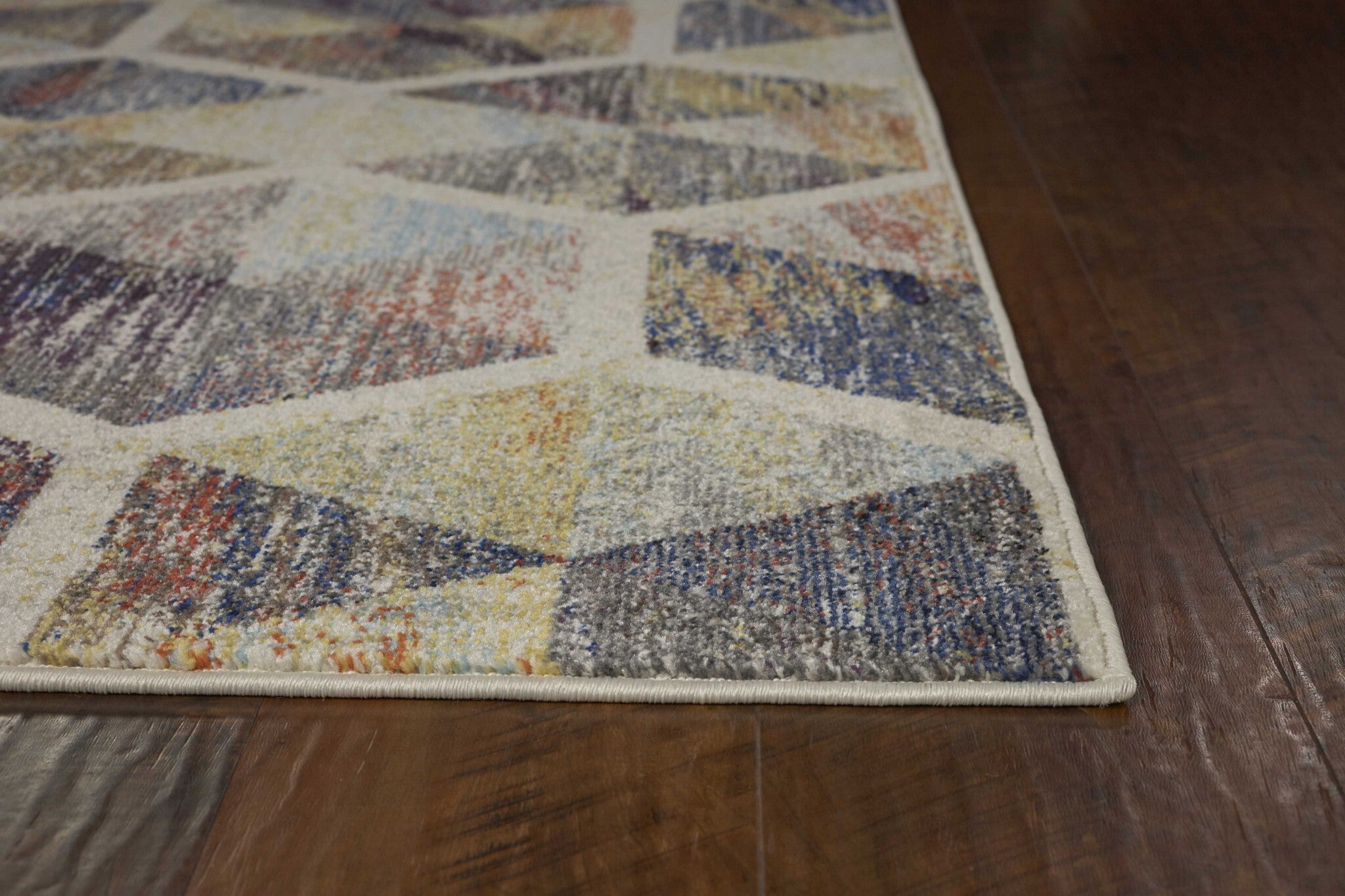 39 X 59 Ivory Polypropylene Rug
