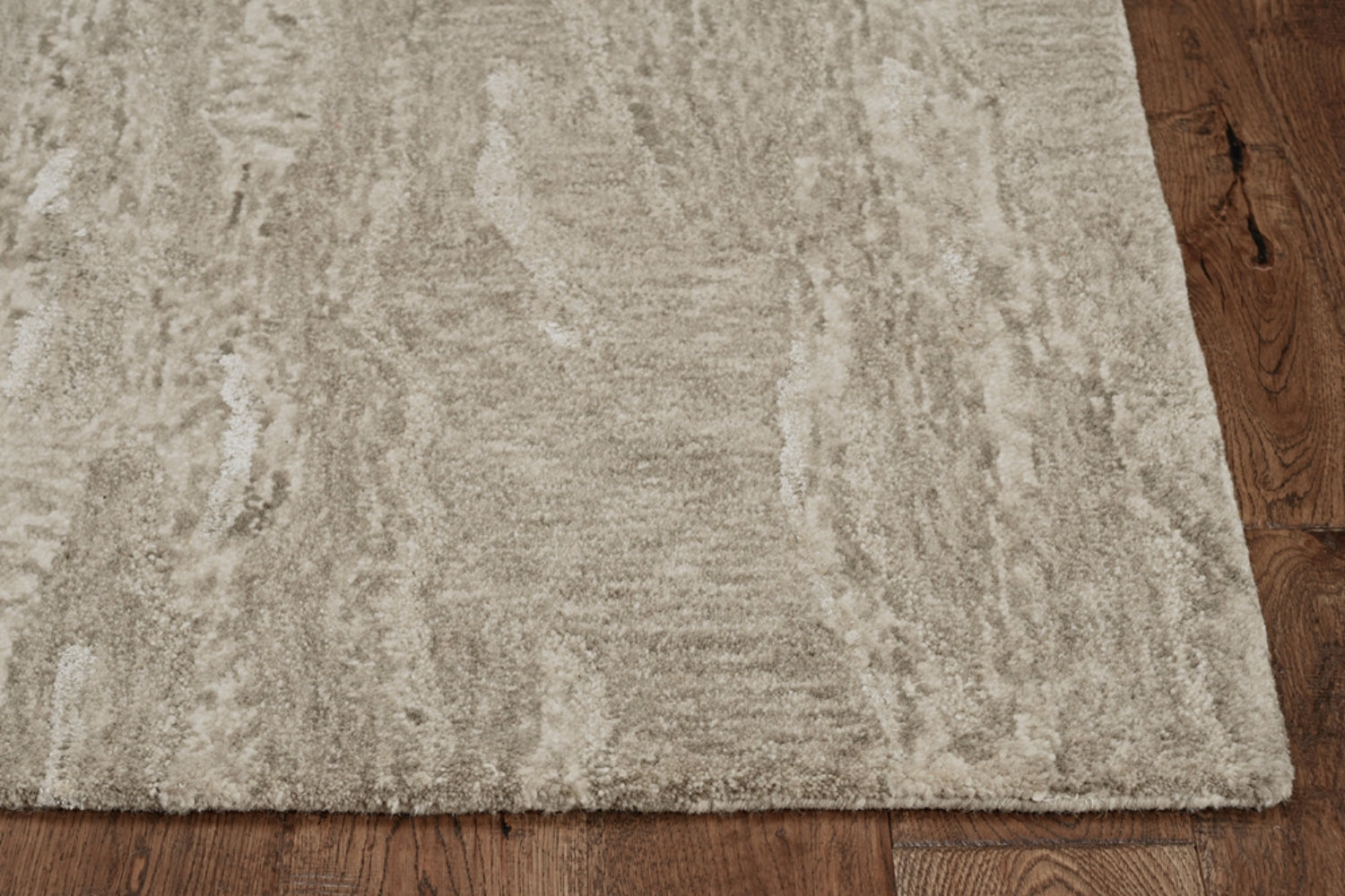 5' X 7' Sand Plain Wool Indoor Area Rug With Viscose Highlights