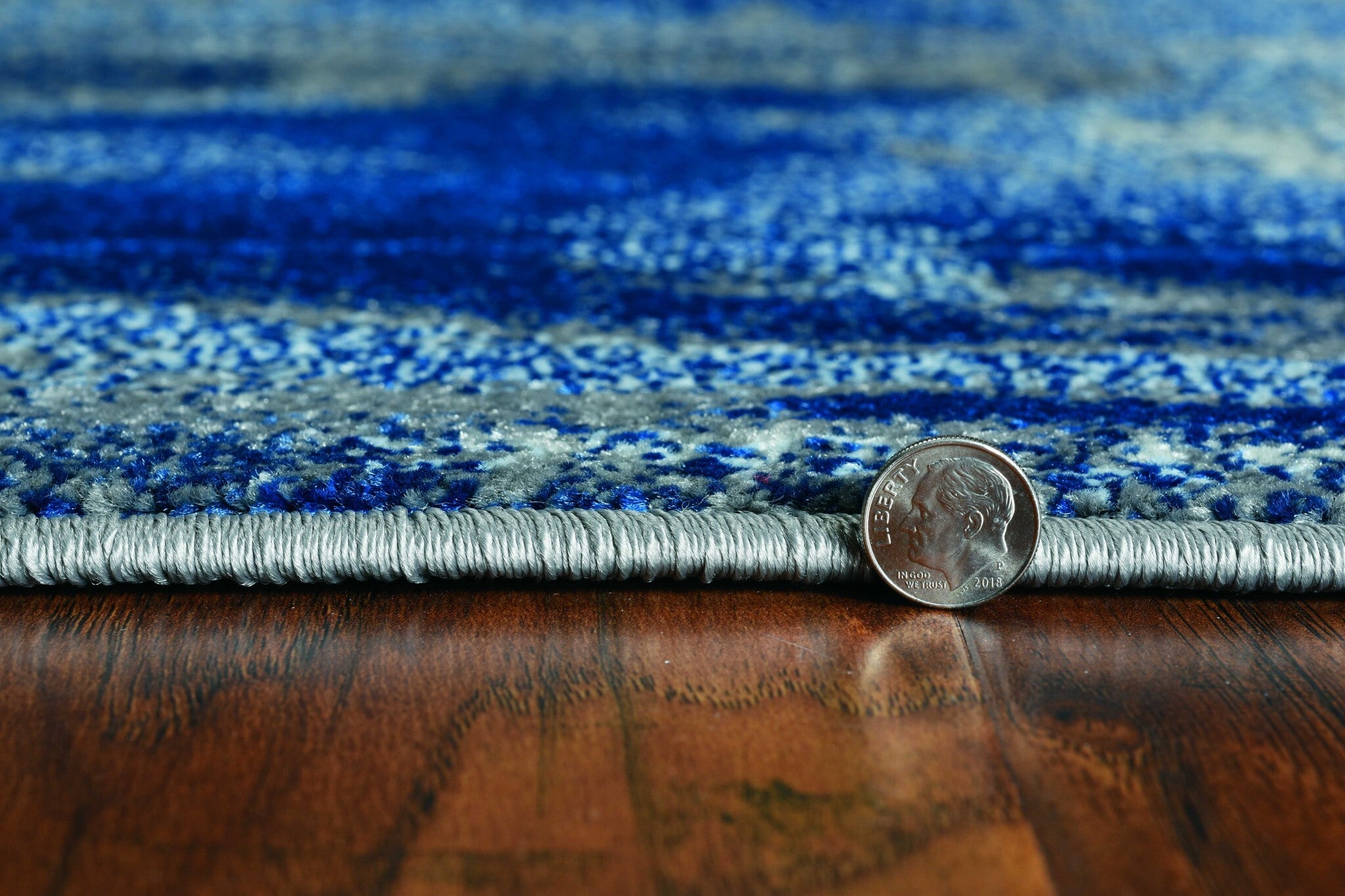 5' X 7' Ice Blue Abstract Splash Indoor Area Rug