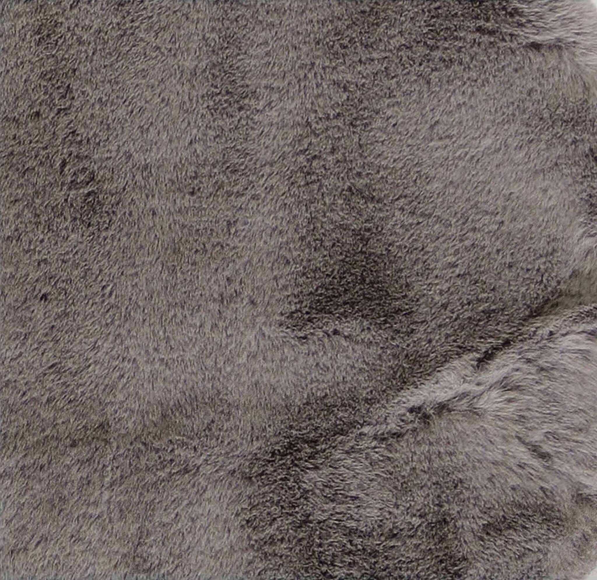 Luxe Faux Rabbit Fur Rectangular Rug 5' X 8' - Grey