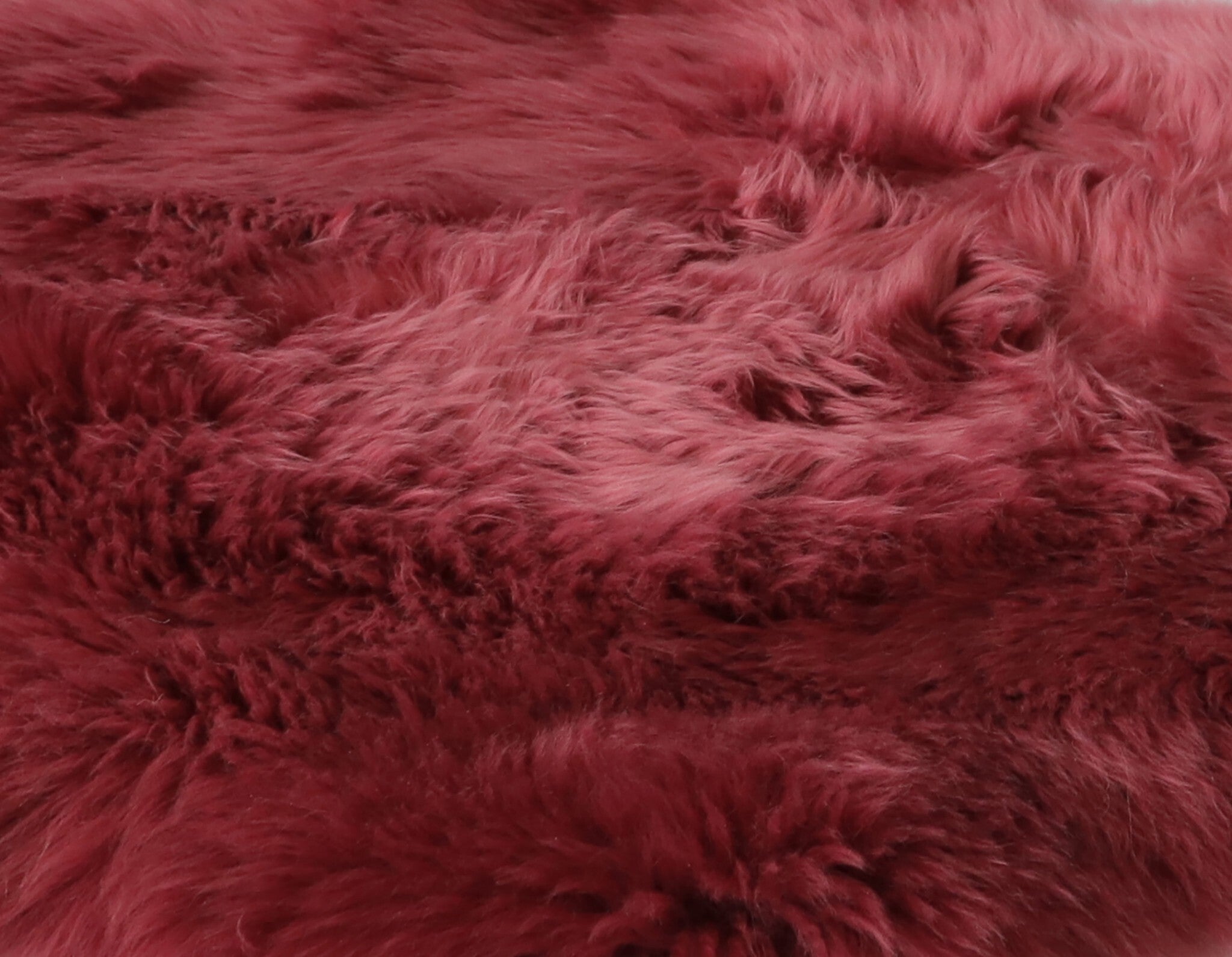 2' X 3' Raspberry New Zealand Natural Shearling Sheepskin Rug