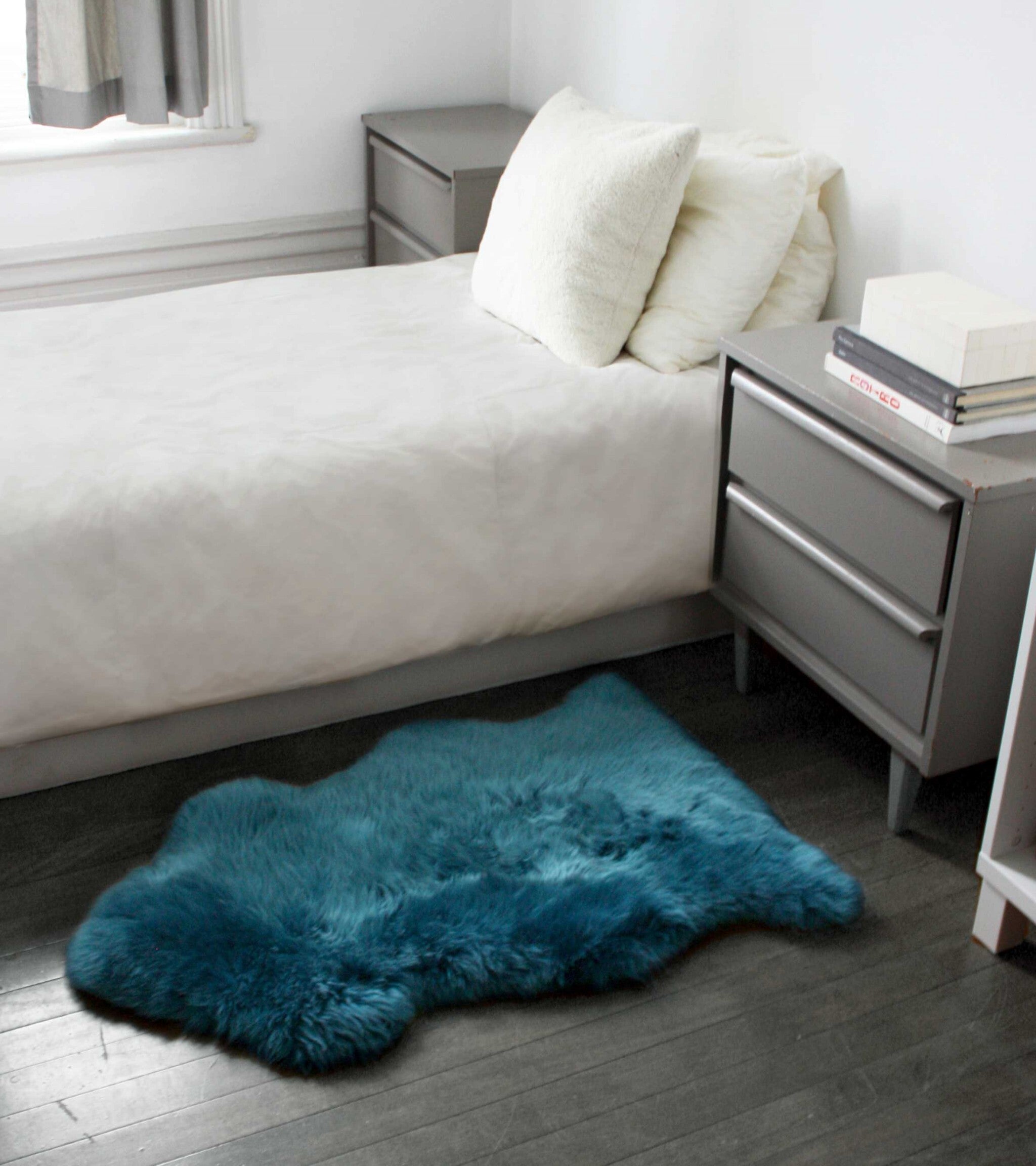 2' X 3' Yellow New Zealand Natural Sheepskin Rug