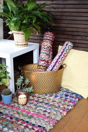 2' X 3' Rainbow Colors Jute Rag Braided Scatter Rug