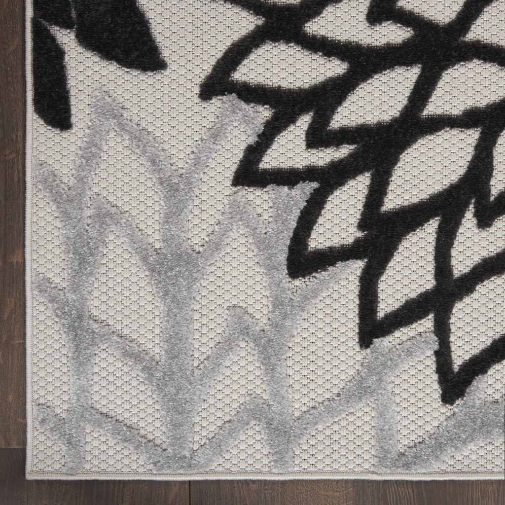 8' X 11' Black Gray White Indoor Outdoor Area Rug