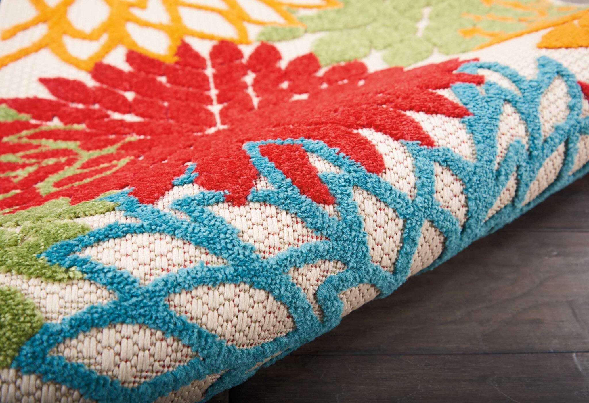 2' X 6' Green Floral Indoor Outdoor Runner Rug