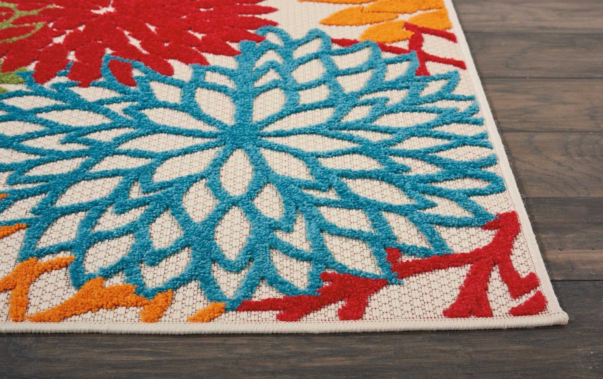 2' X 10' Green Floral Indoor Outdoor Runner Rug