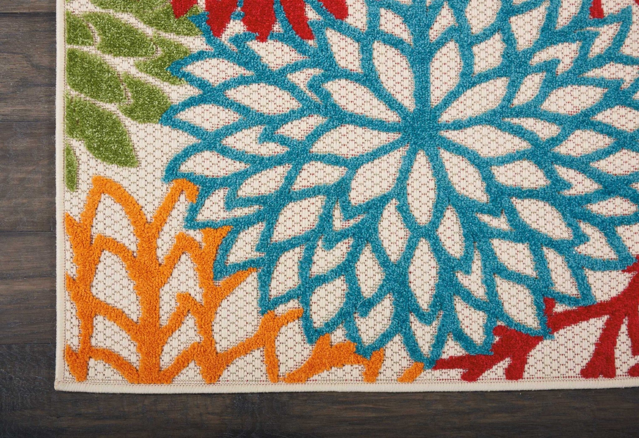 2' X 8' Green Floral Indoor Outdoor Runner Rug