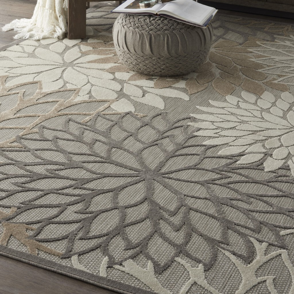 7' X 10' Natural And Gray Indoor Outdoor Area Rug