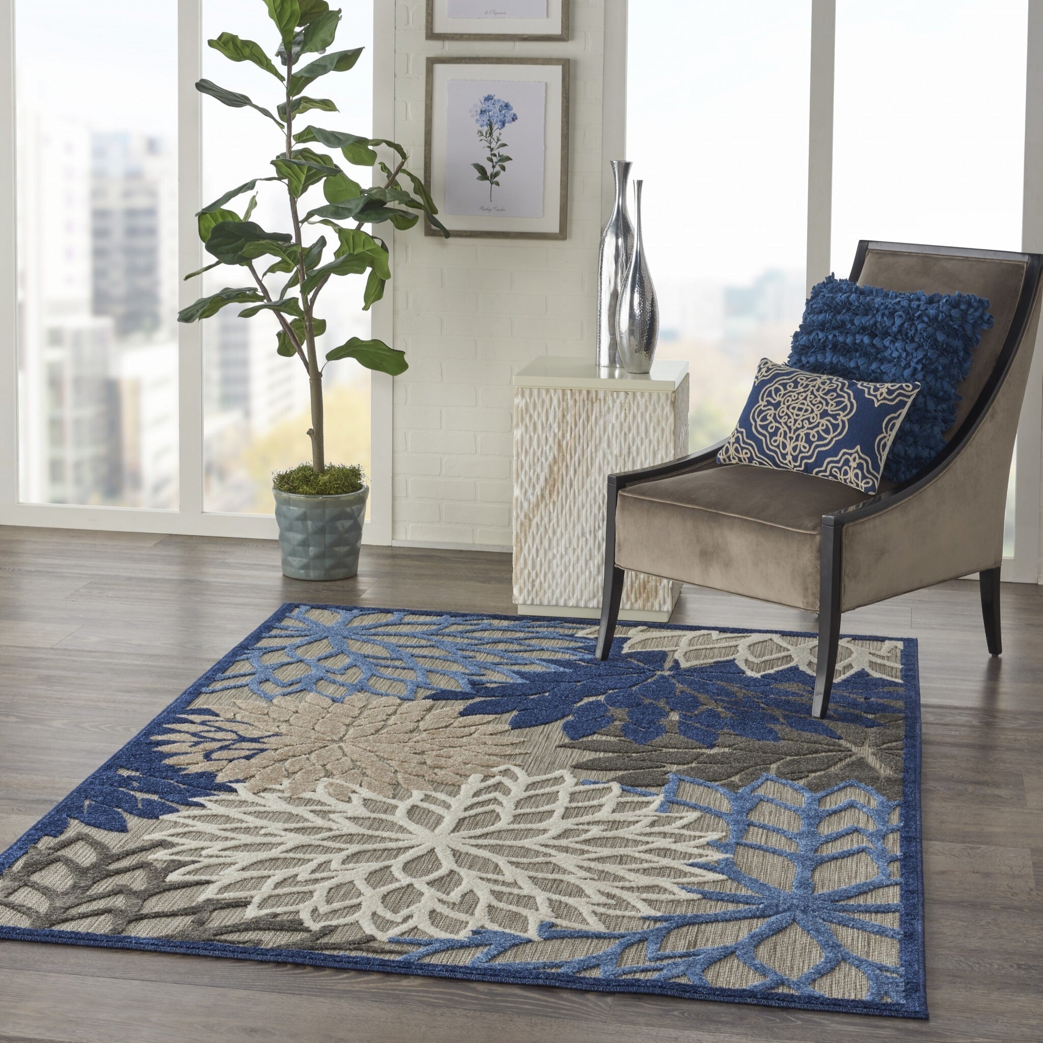 6' X 9' Blue Large Floral Indoor Outdoor Area Rug