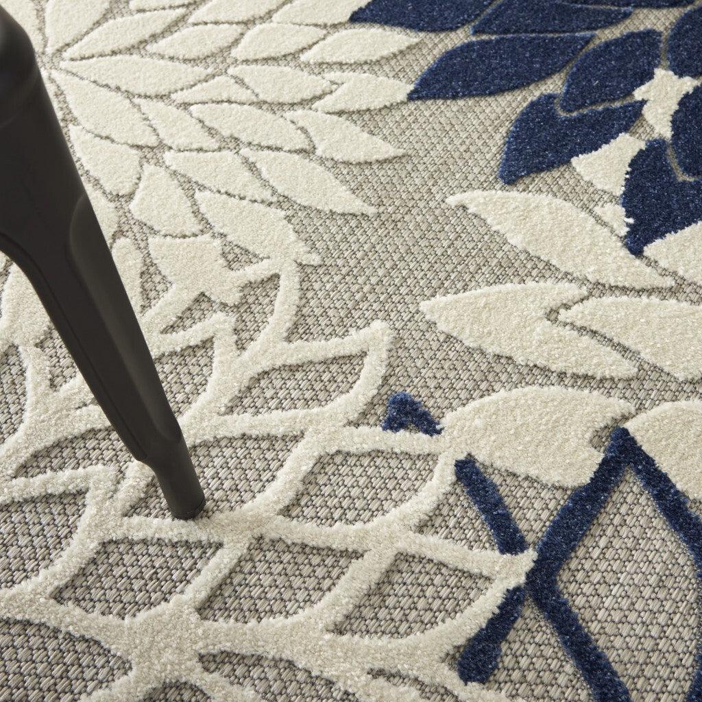 4' X 6' Ivory And Navy Indoor Outdoor Area Rug