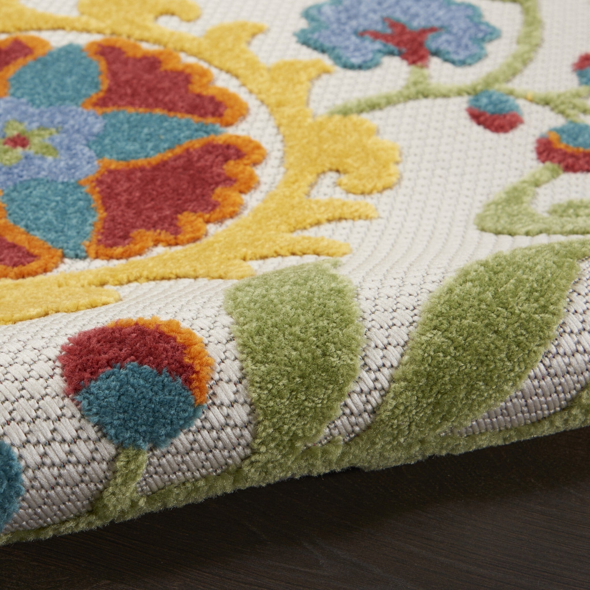 6' X 9' Ivory Multi Floral Indoor Outdoor Area Rug