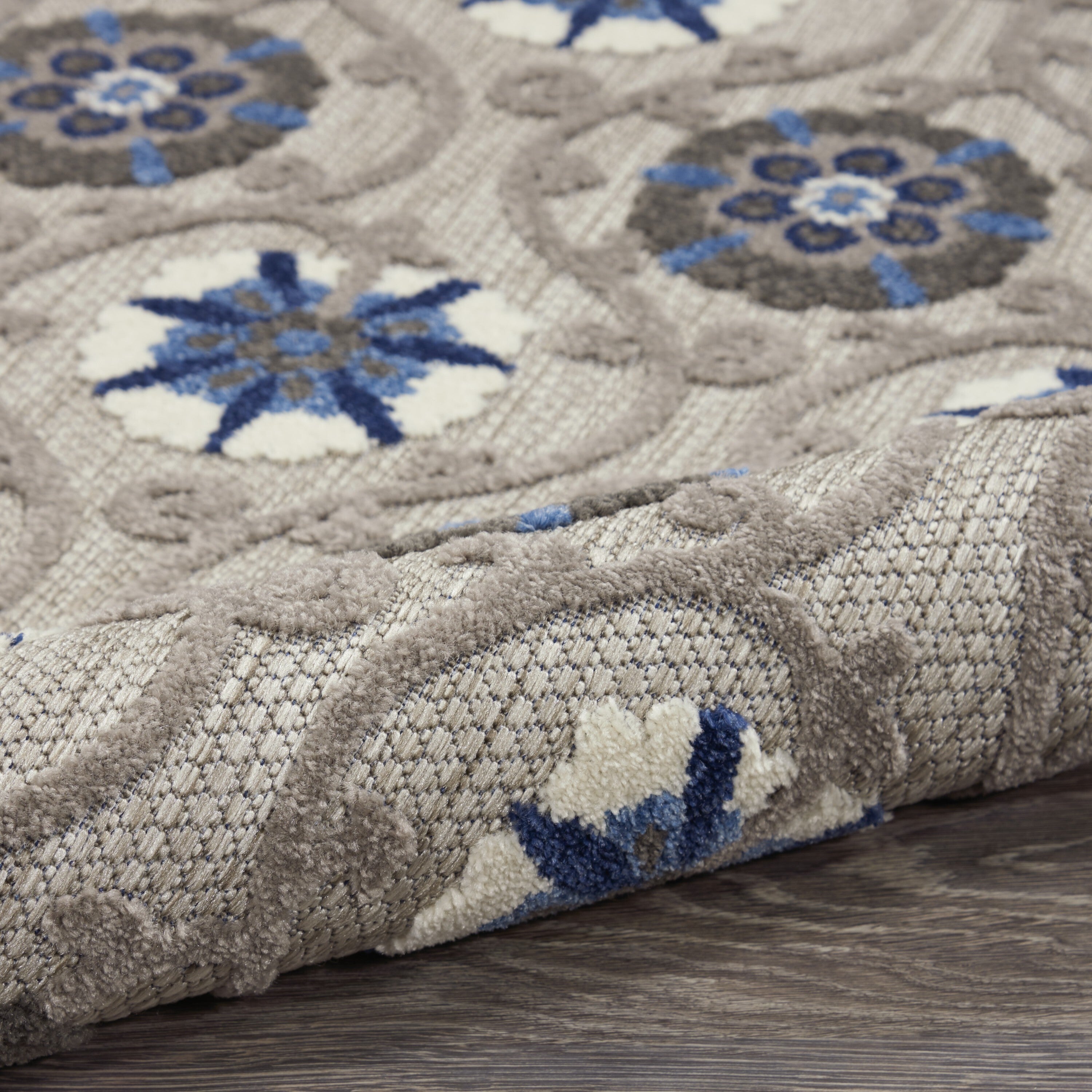 3' X 4' Gray And Blue Indoor Outdoor Area Rug