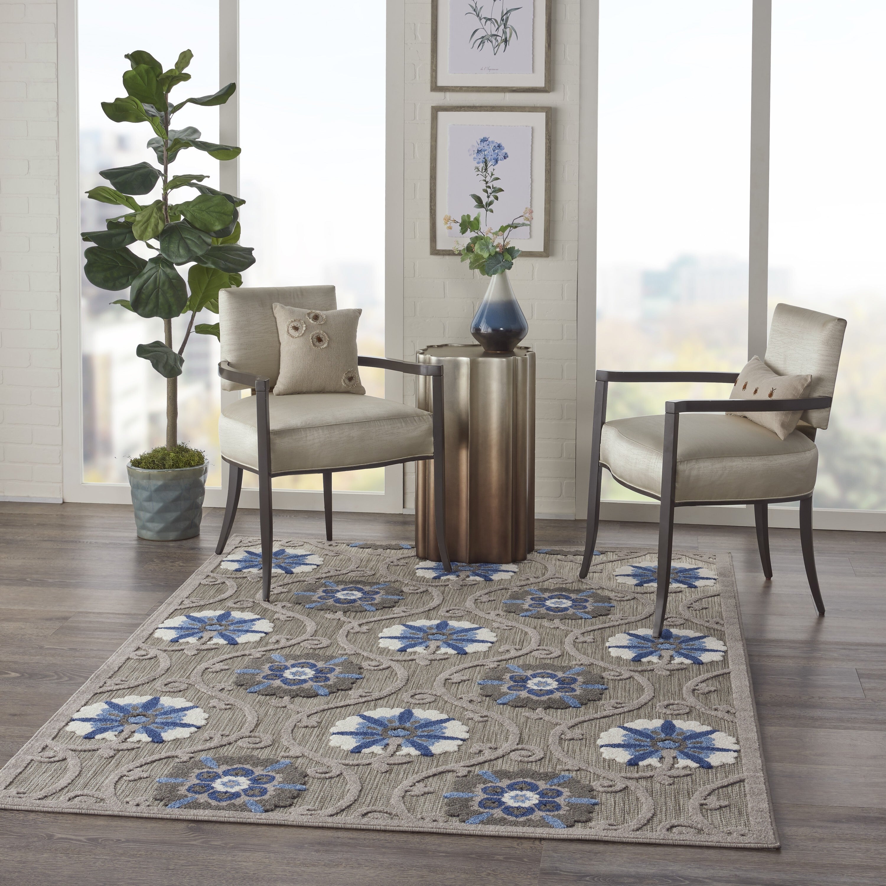 5' X 8' Gray And Blue Indoor Outdoor Area Rug
