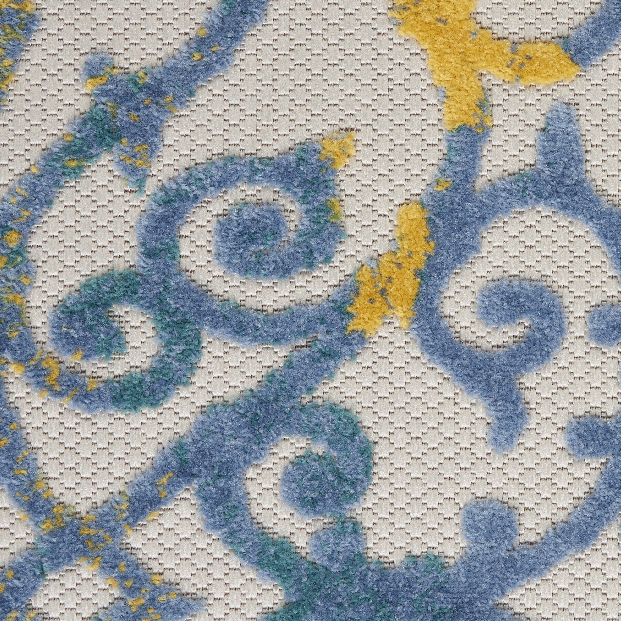 4' X 6' Ivory And Blue Indoor Outdoor Area Rug