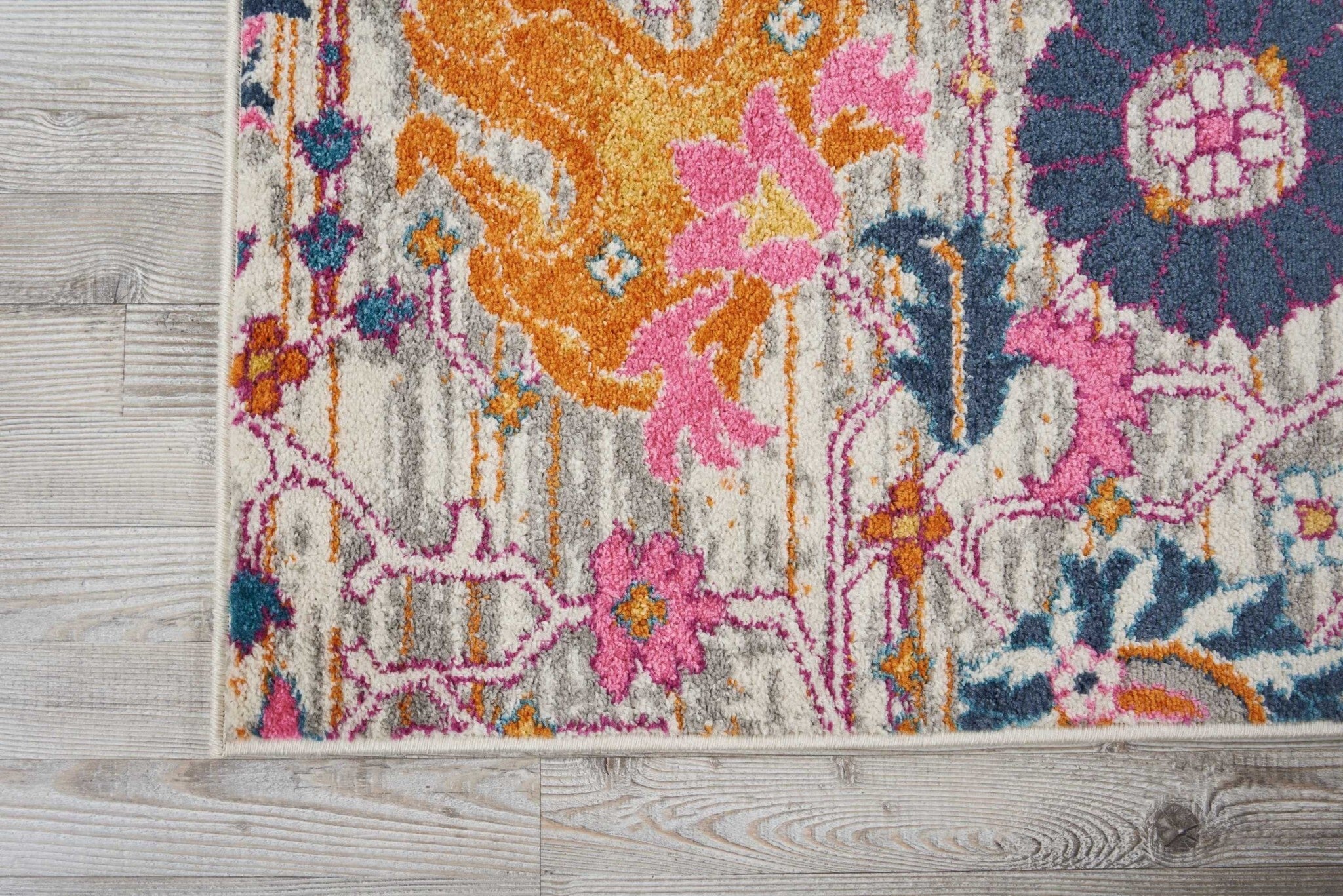 8' X 10' Gray And Pink Distressed Area Rug