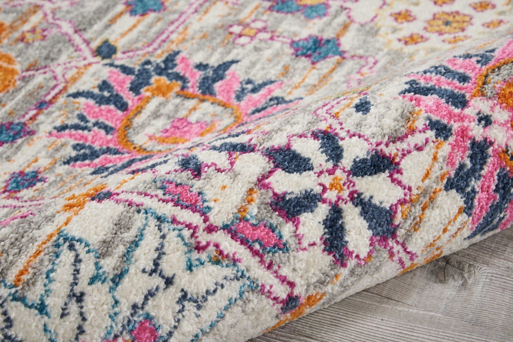 8' X 10' Gray And Pink Distressed Area Rug