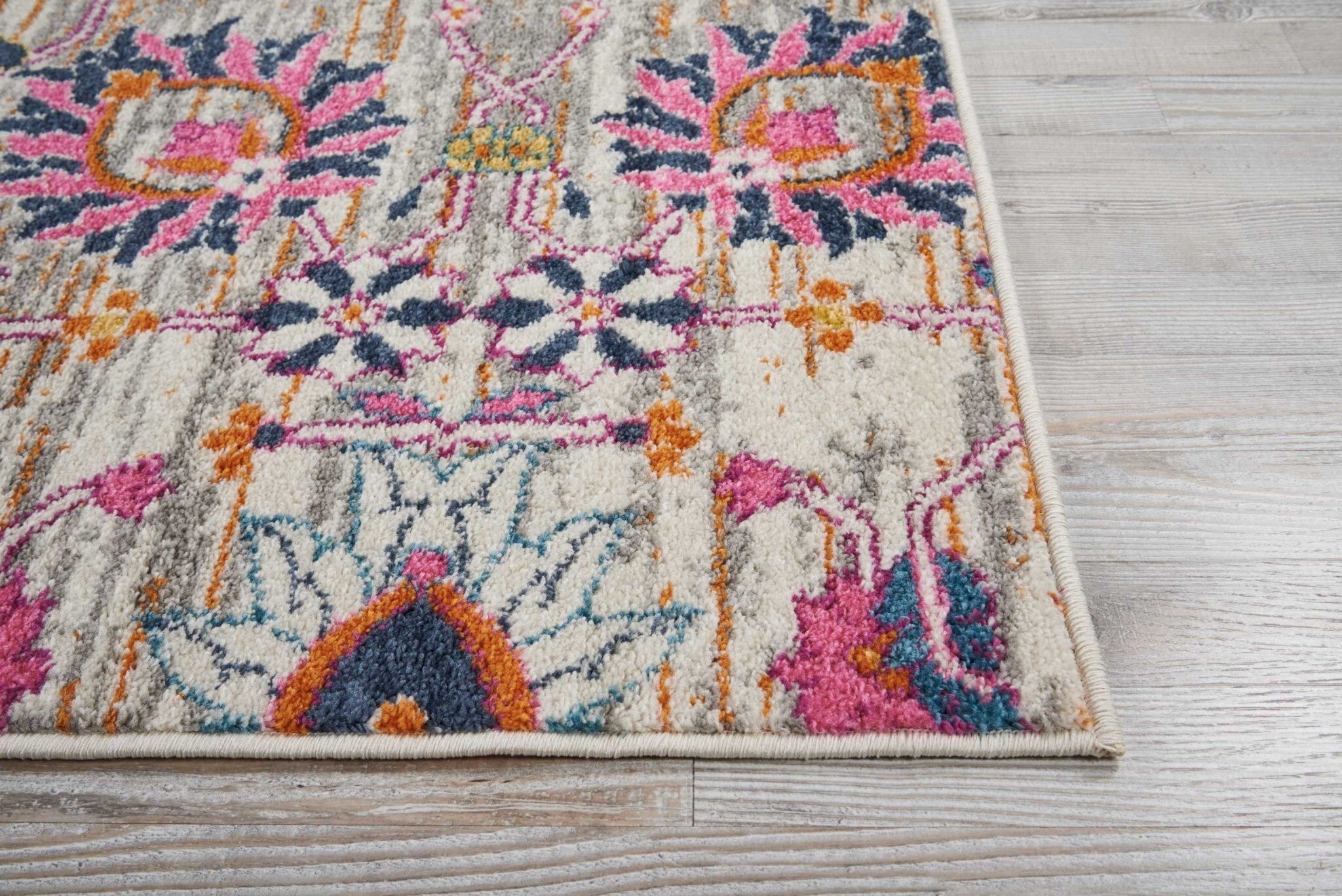 8' X 10' Gray And Pink Distressed Area Rug