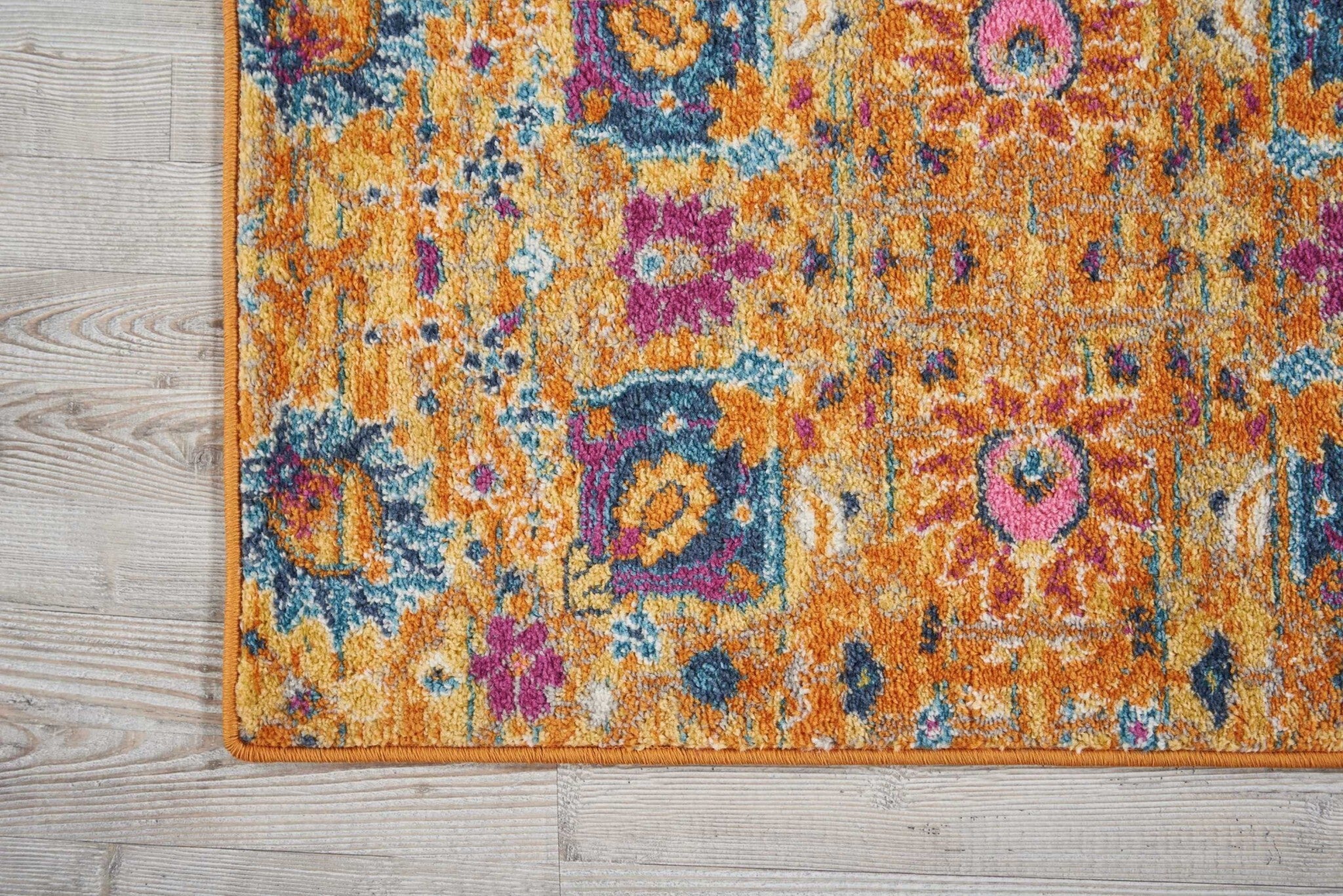 2' X 3' Sun Gold And Navy Distressed Scatter Rug