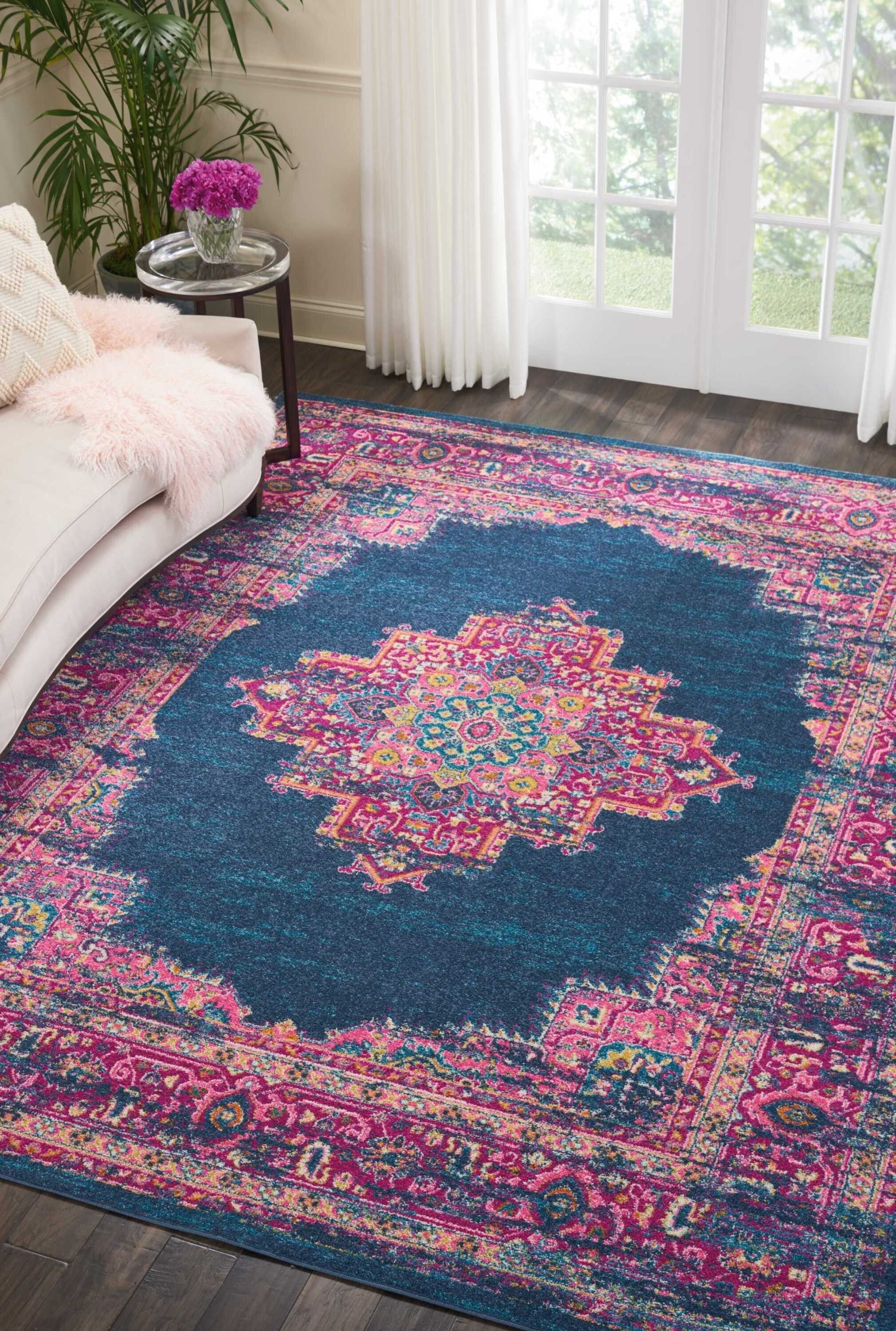 8' X 10' Blue And Pink Medallion Area Rug