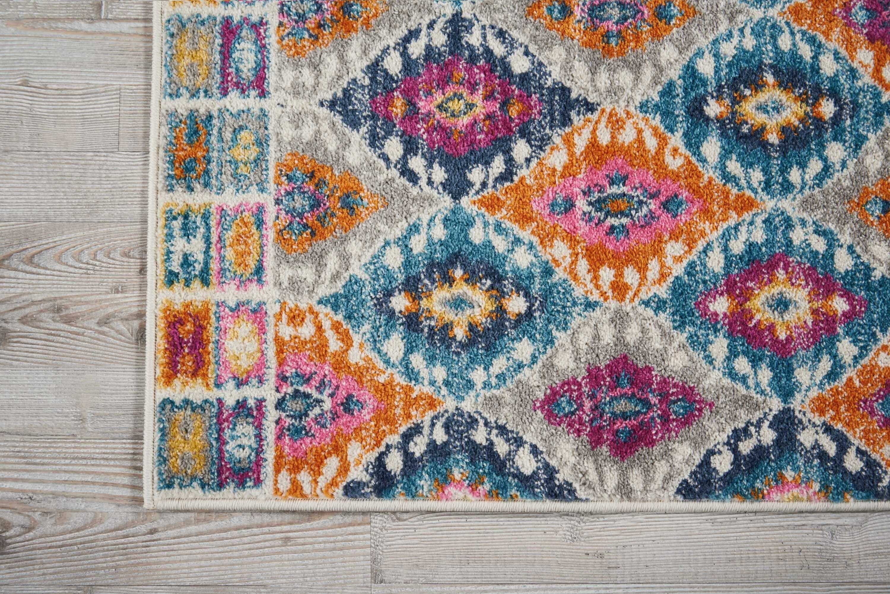2' X 3' Multicolor Ogee Pattern Scatter Rug