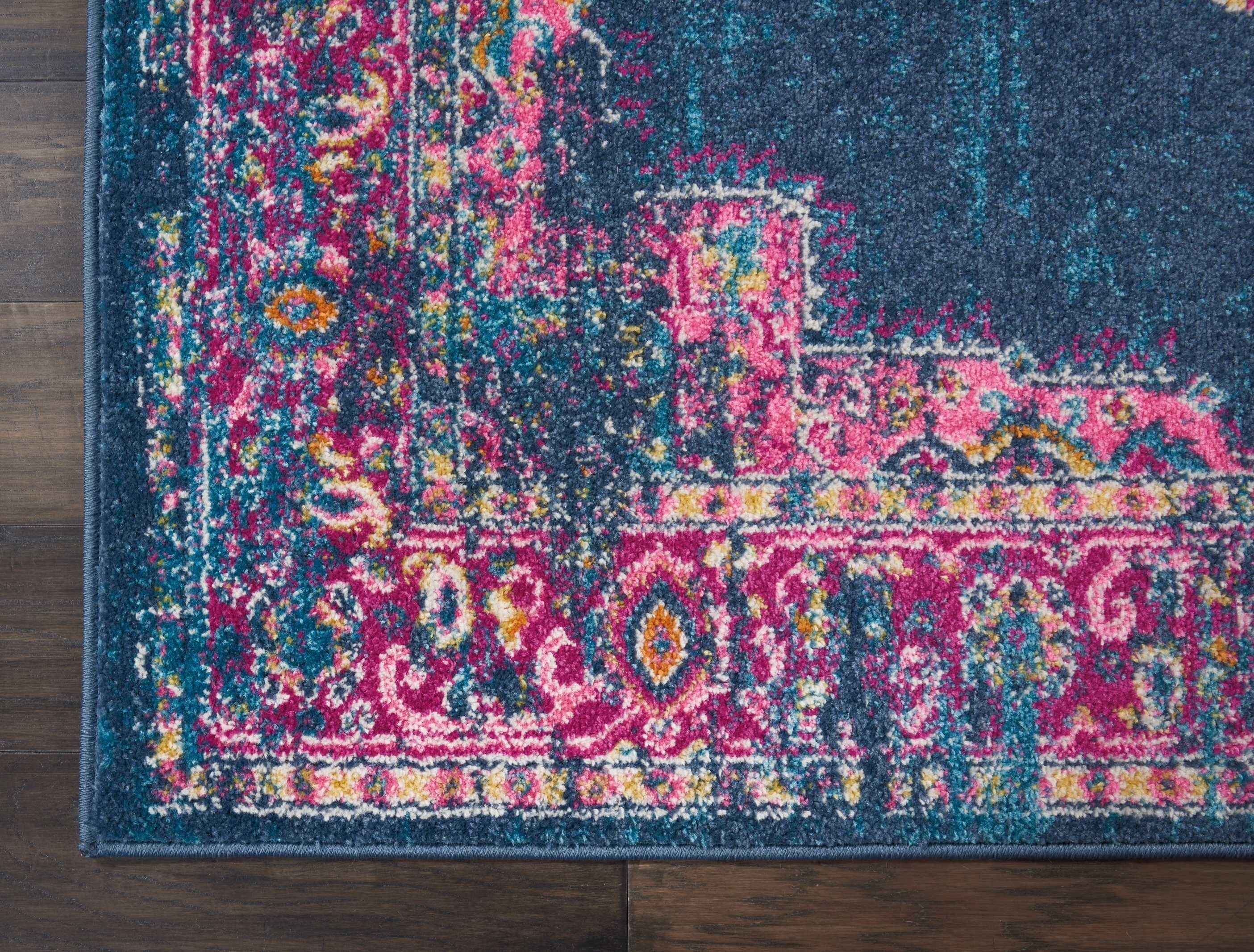 4' X 6' Blue And Pink Medallion Area Rug
