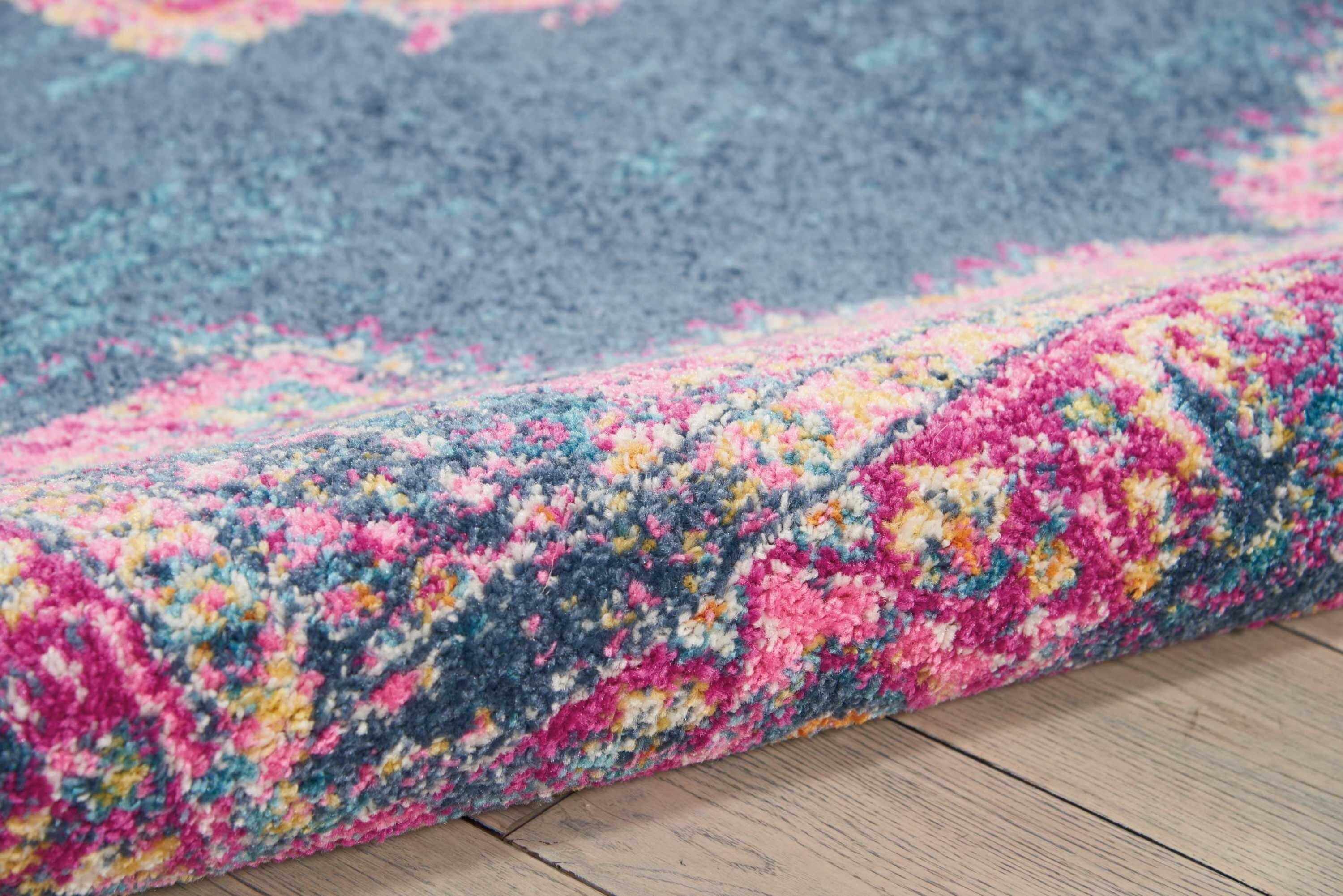 5' X 7' Blue And Pink Medallion Area Rug