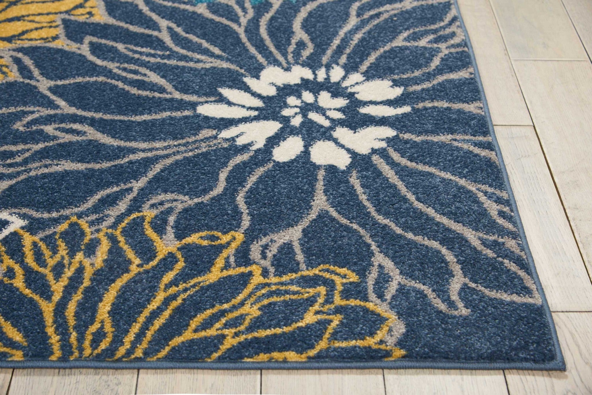 5' X 7' Blue Tropical Flower Area Rug