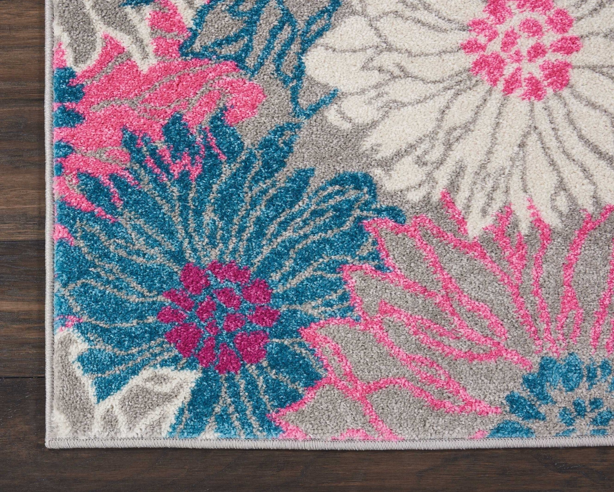 2' X 3' Gray And Pink Tropical Flower Scatter Rug