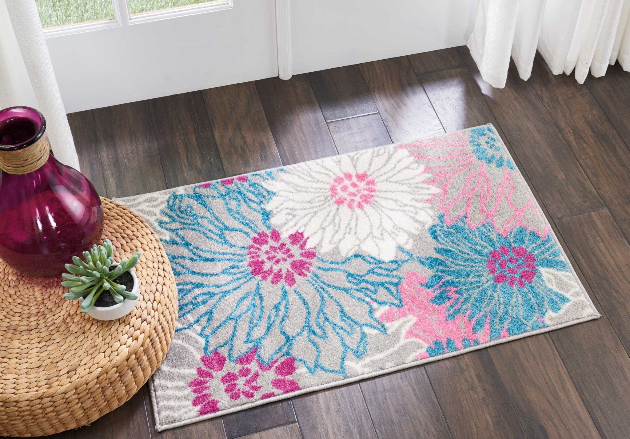 2' X 3' Gray And Pink Tropical Flower Scatter Rug