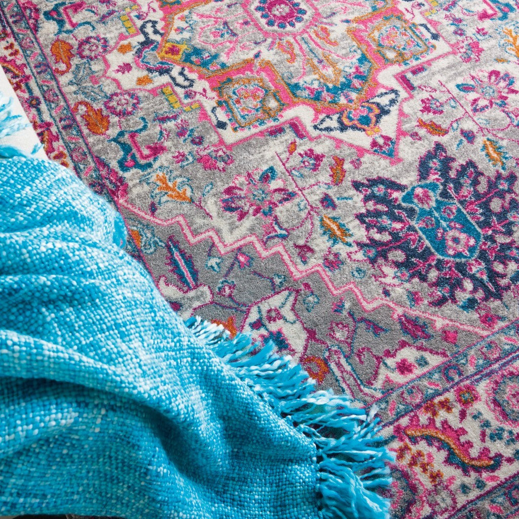 5' X 7' Light Gray And Pink Medallion Area Rug