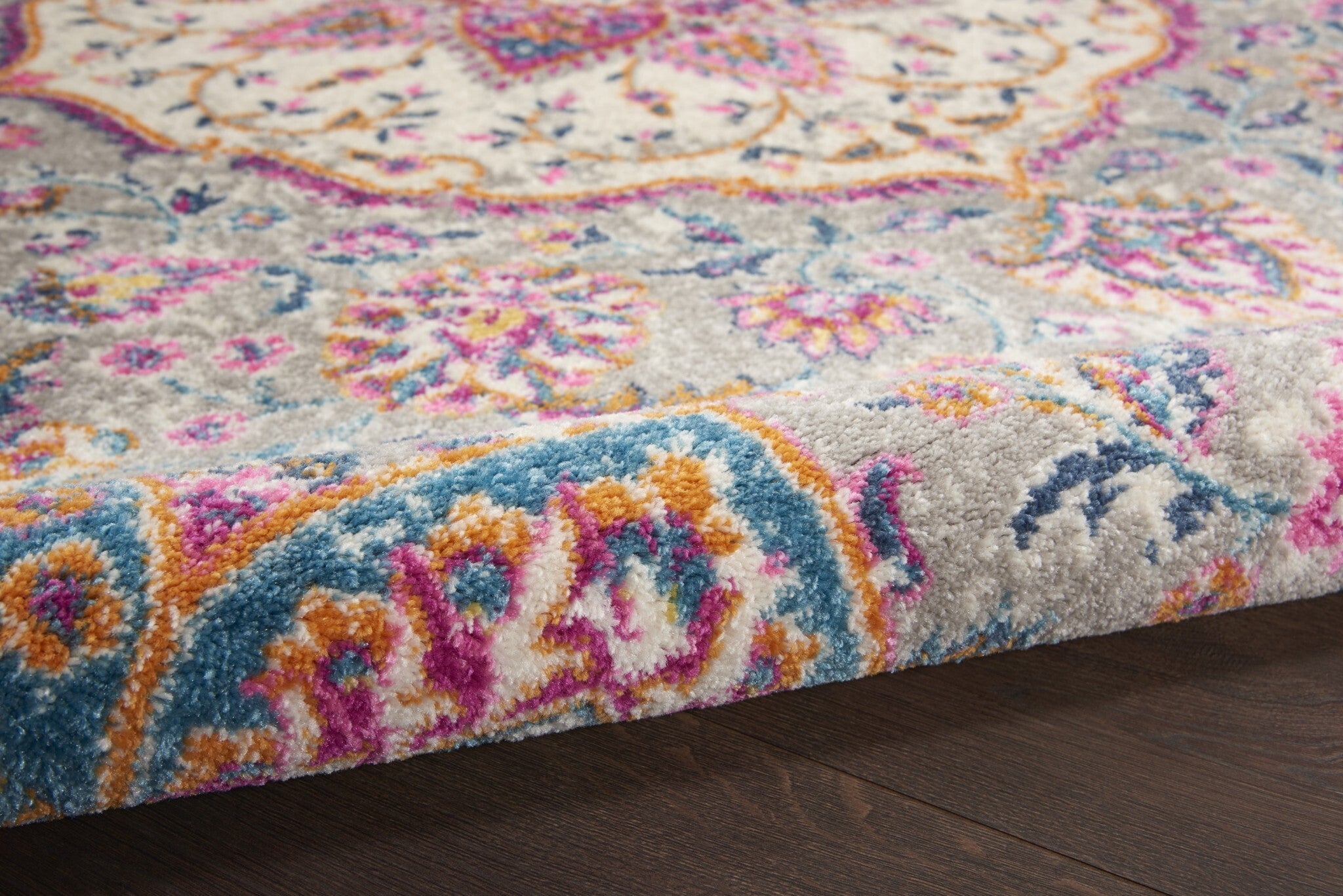 2' X 6' Gray And Pink Medallion Runner Rug