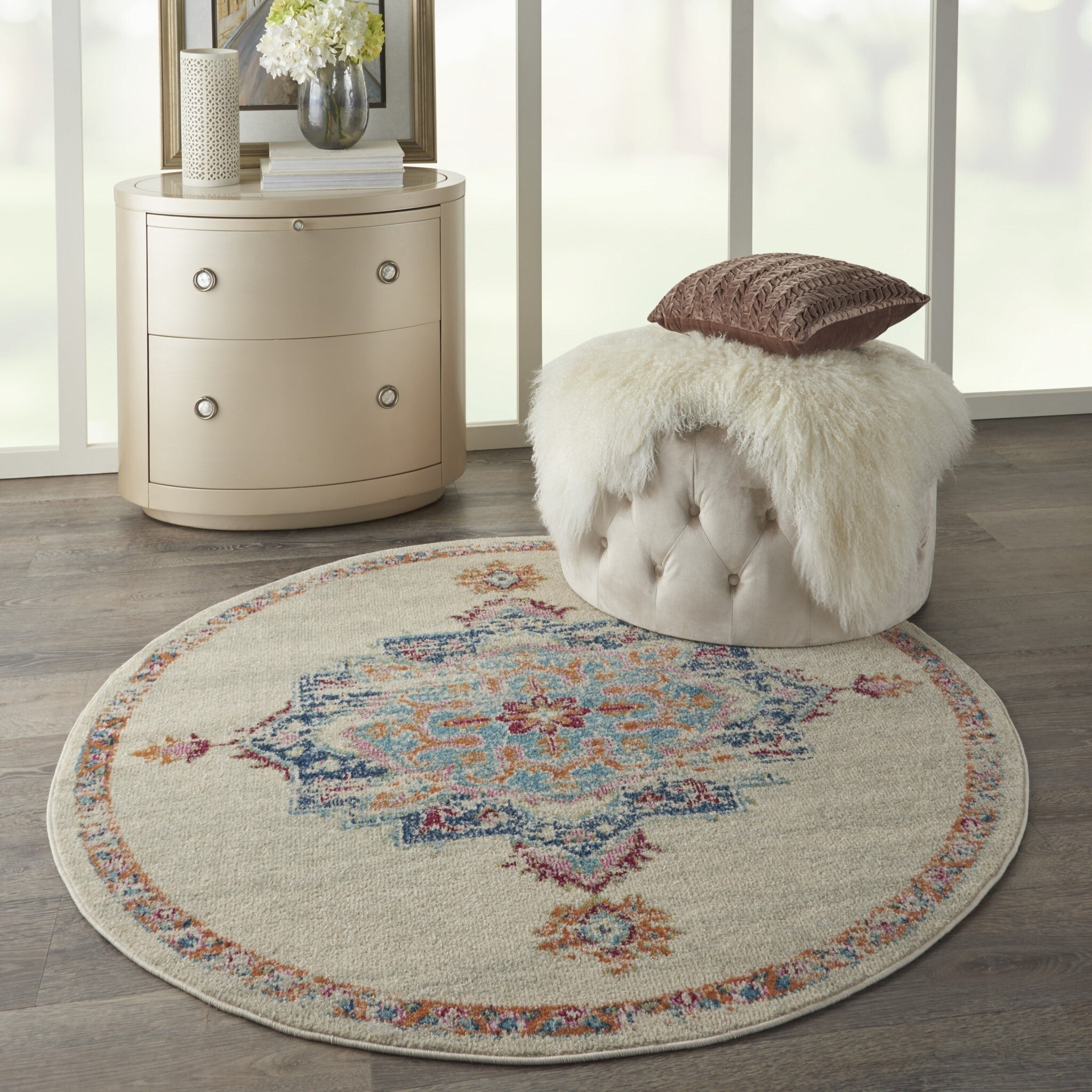 5' Round Gray Distressed Medallion Area Rug