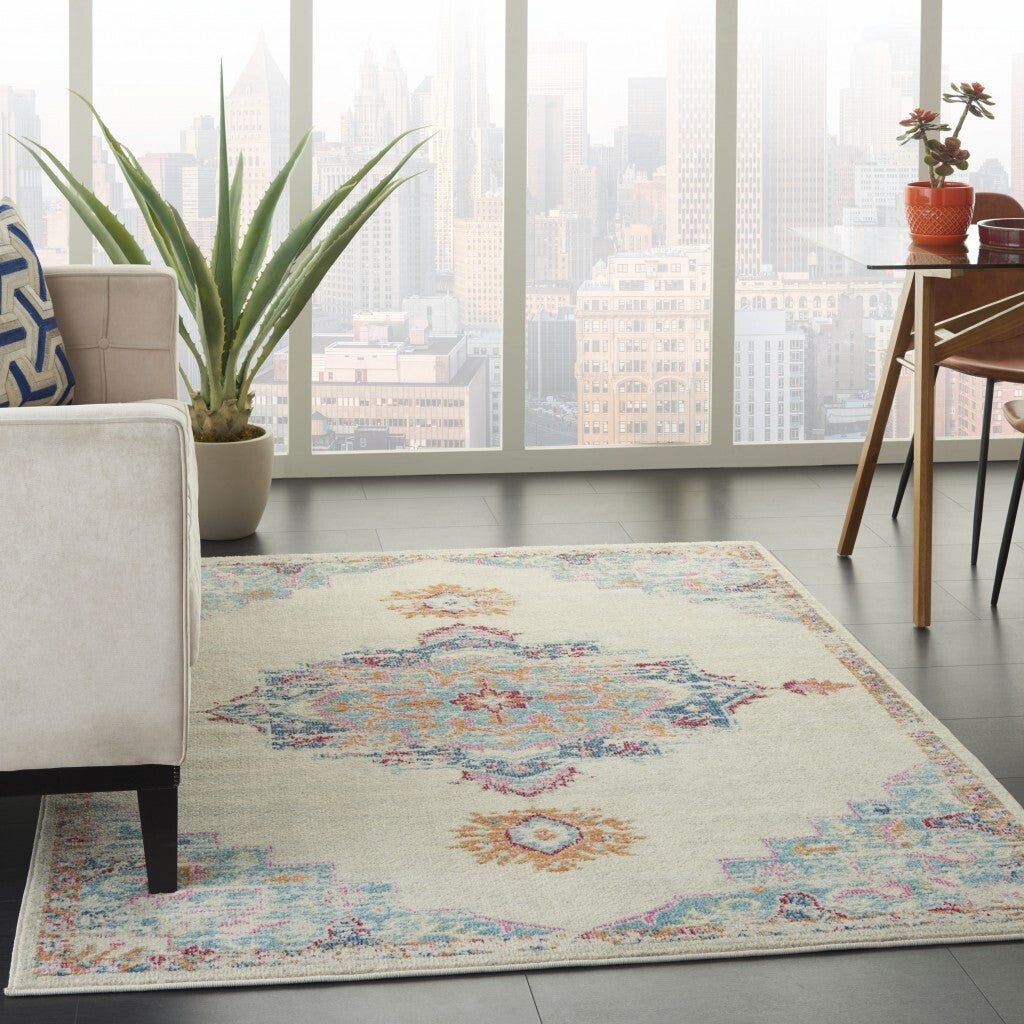 7' X 10' Gray Distressed Medallion Area Rug