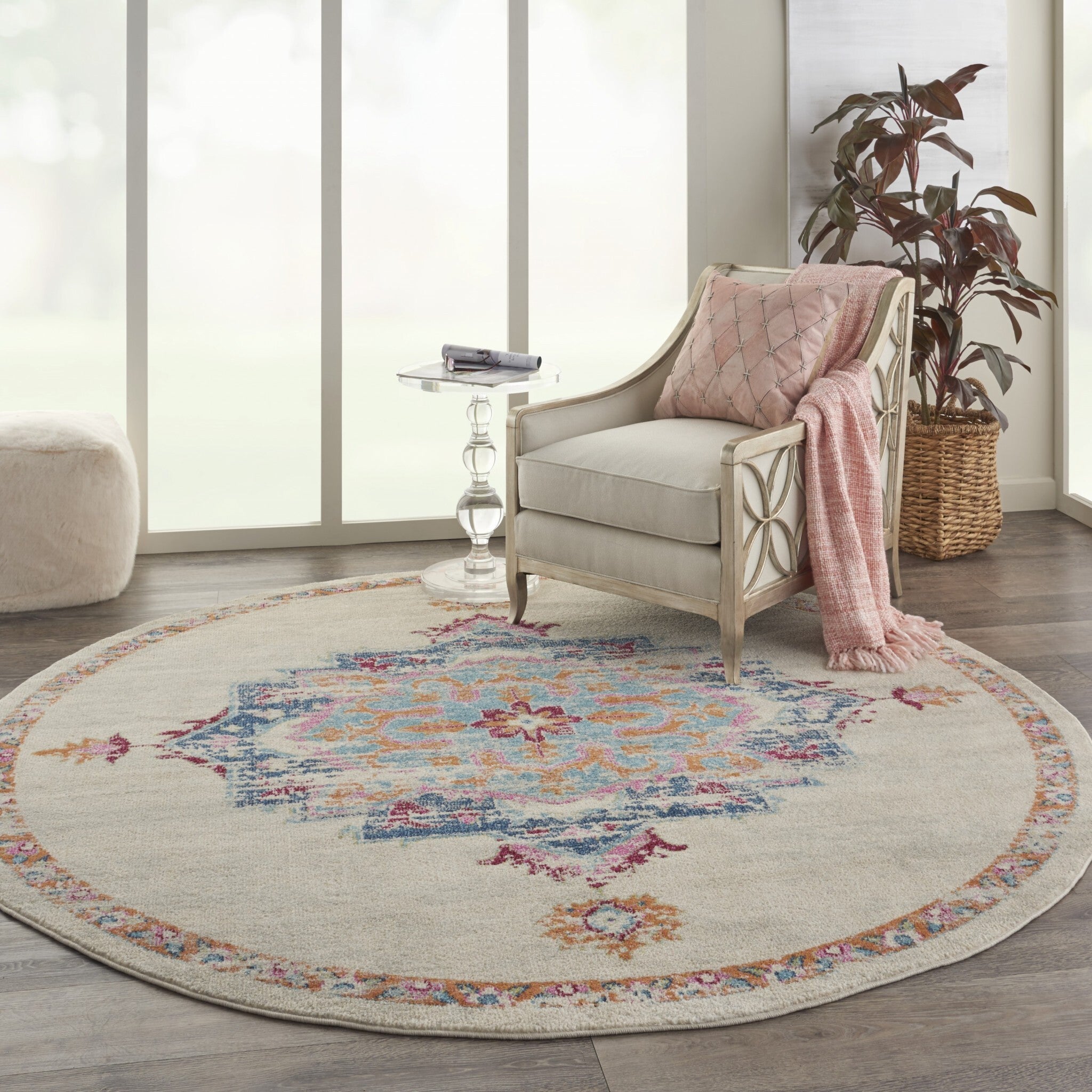 8' Round Gray Distressed Medallion Area Rug