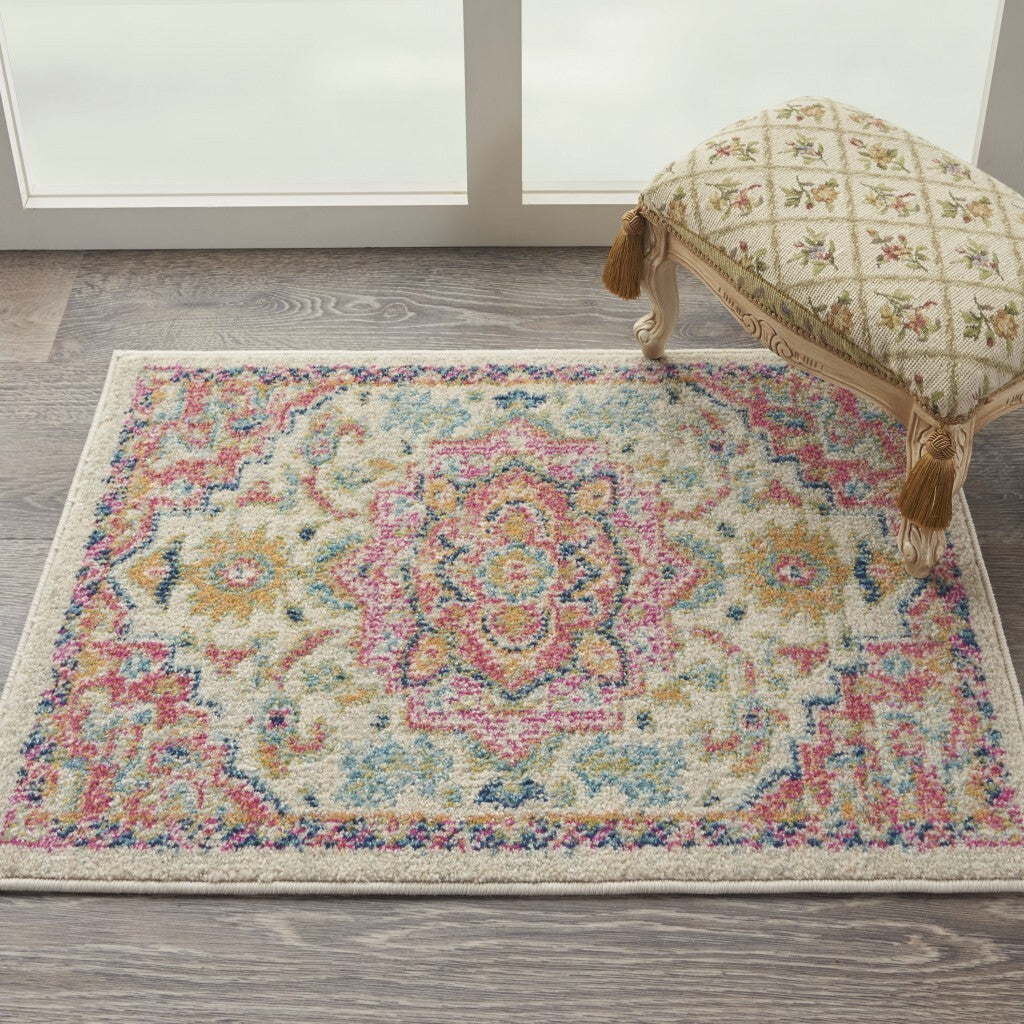 2' X 3' Ivory And Pink Medallion Scatter Rug