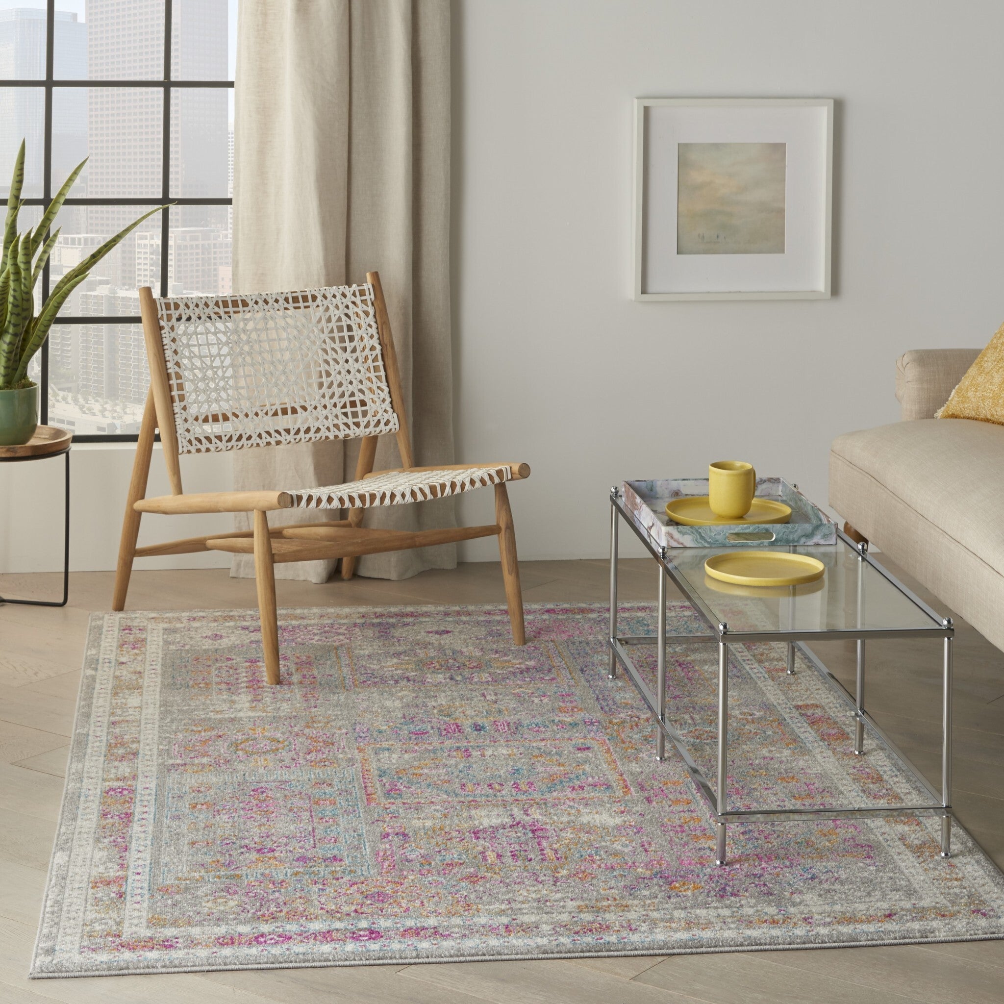 5' X 7' Gray Distressed Ornamental Area Rug