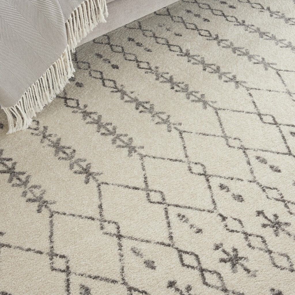 8' X 10' Ivory And Gray Geometric Area Rug